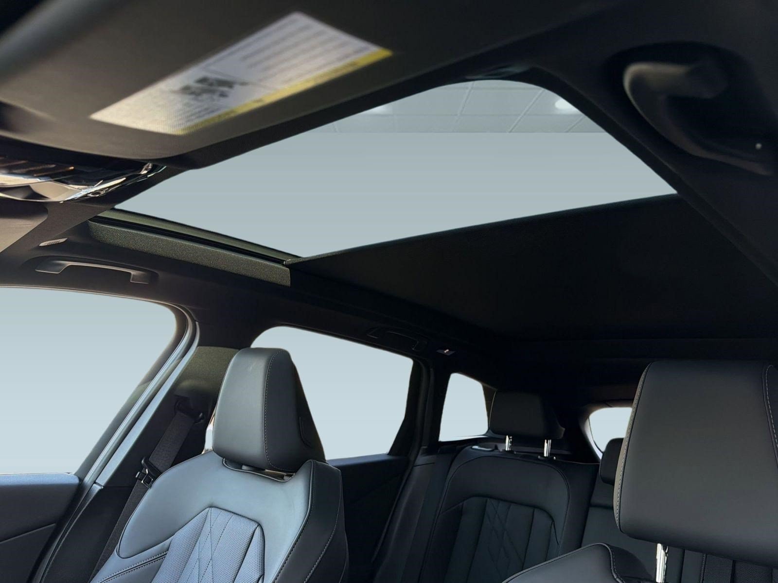 2025 BMW X3 30 - Photo 15