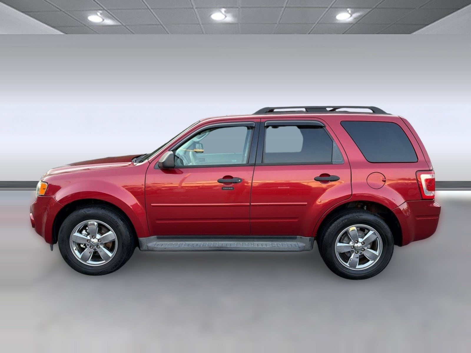 Used 2012 Ford Escape XLT with VIN 1FMCU0D70CKB48761 for sale in Nashville, TN