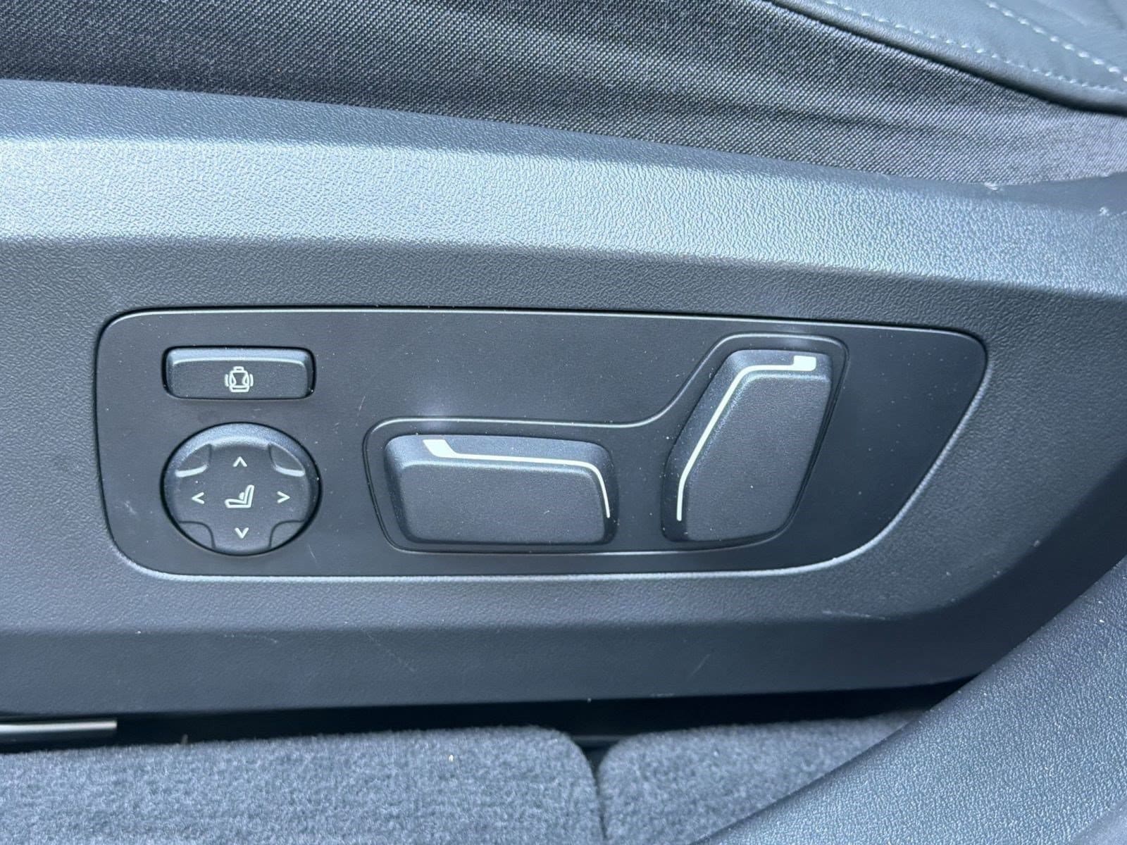 2025 BMW X3 30 - Photo 14