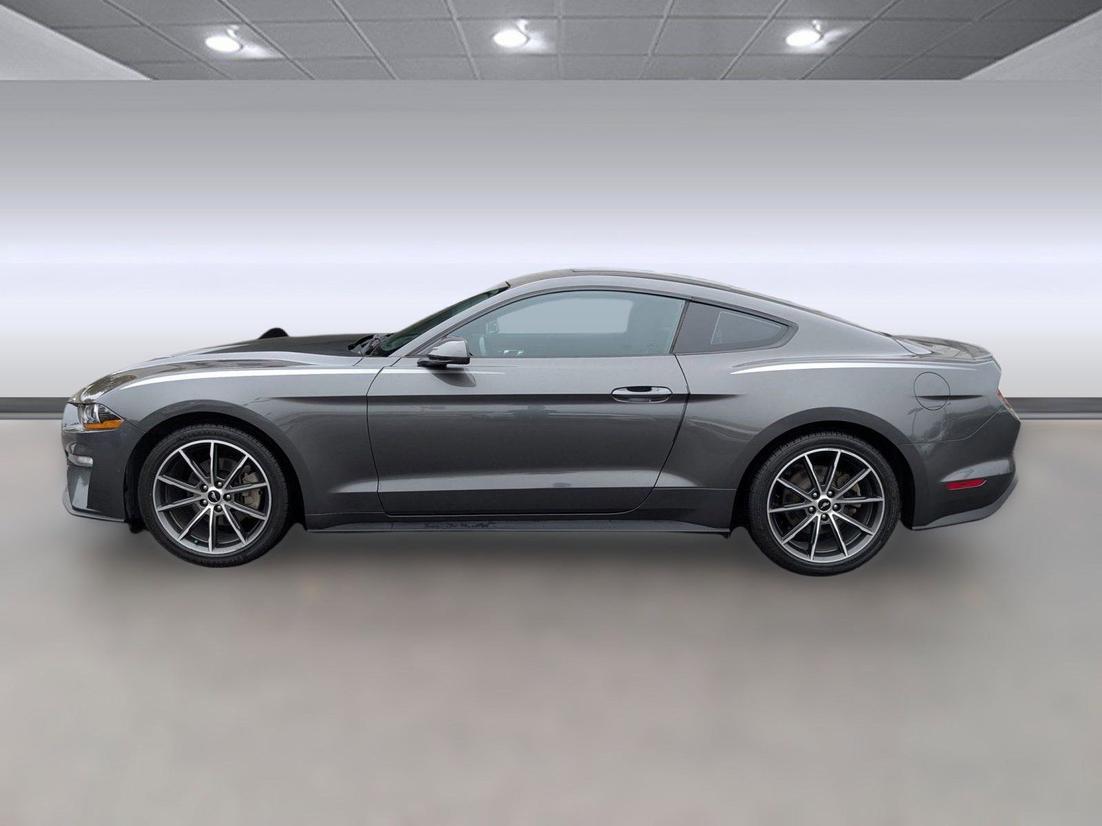 2018 Ford Mustang EcoBoost photo 2