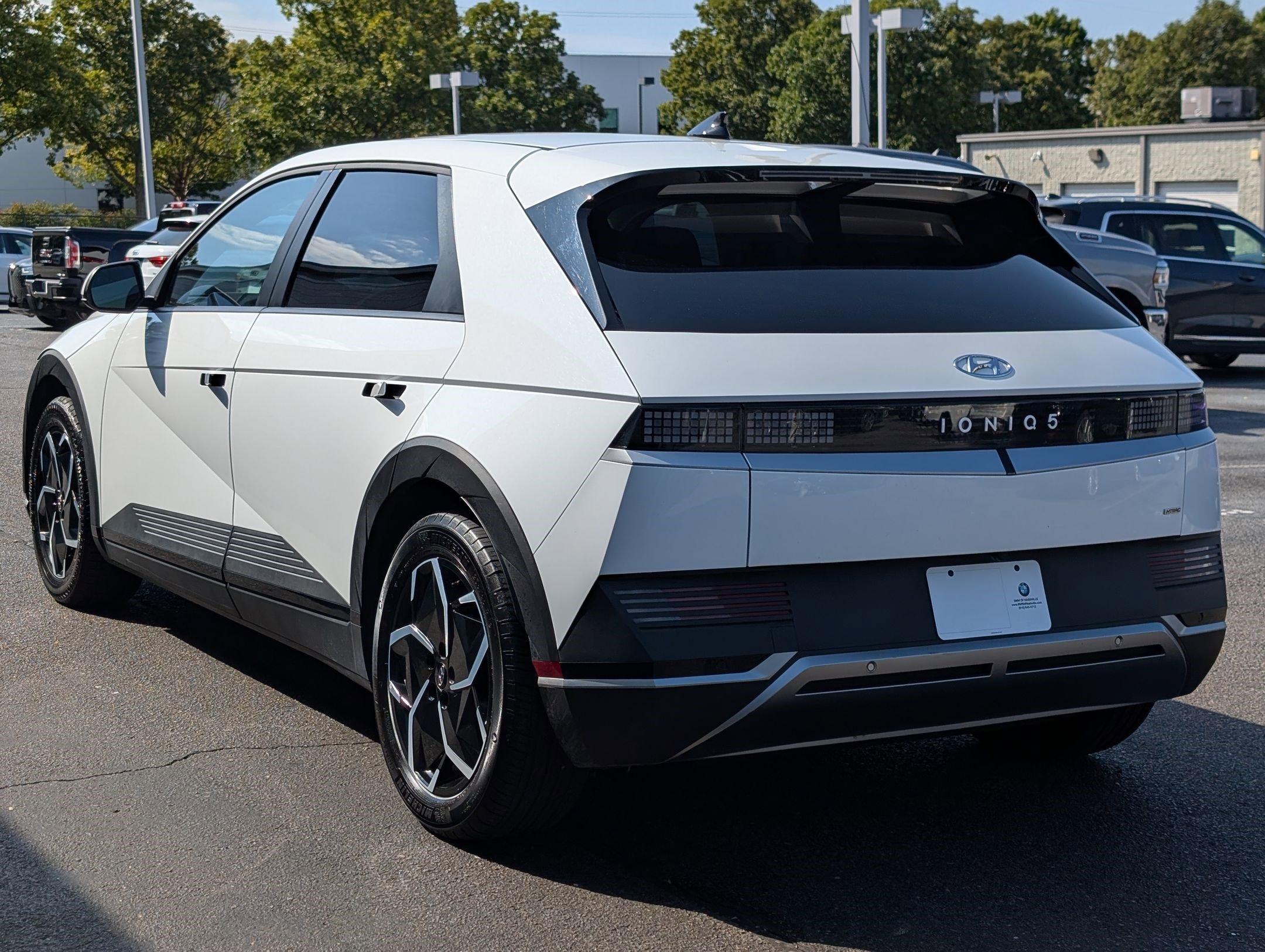 2024 Hyundai Ioniq 5 SEL photo 3