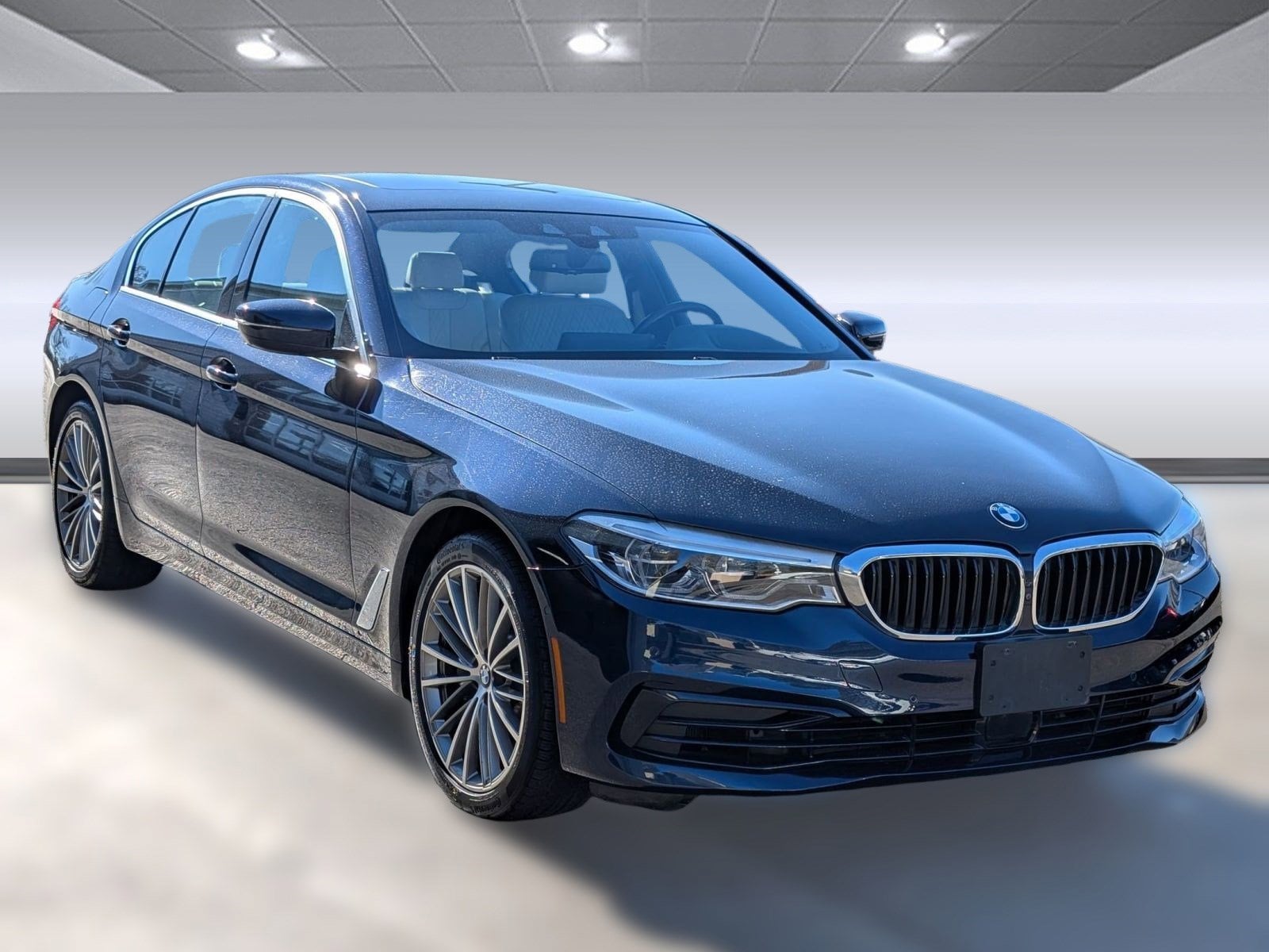 Image of 2020 BMW 530i xDrive Sedan