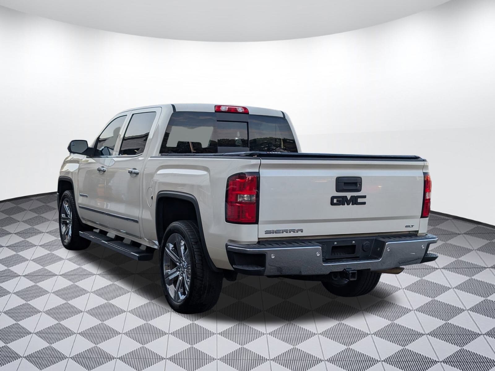 2015 Gmc Sierra 1500 SLT photo 3