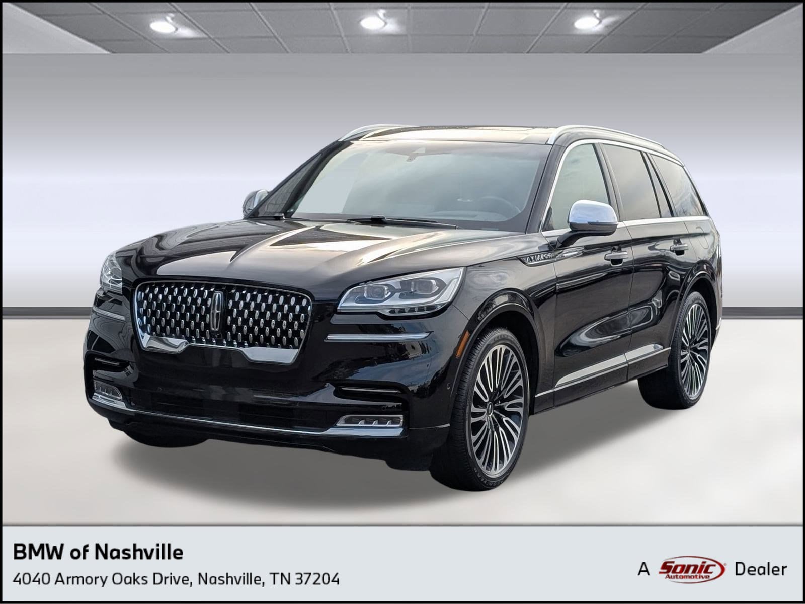 2022 Lincoln Aviator Black Label's photo