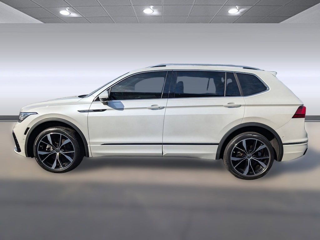 Used 2022 Volkswagen Tiguan SEL R-Line SUV