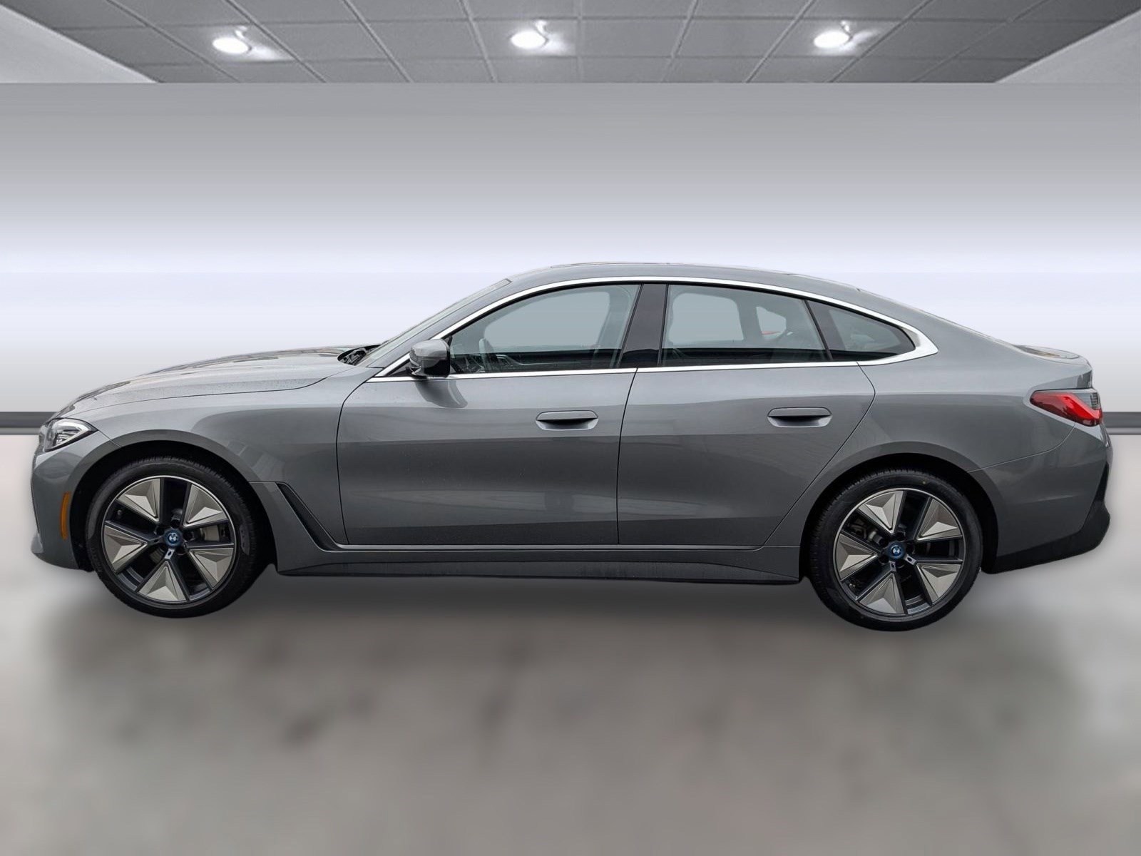 2024 Bmw i4 eDrive35 photo 2