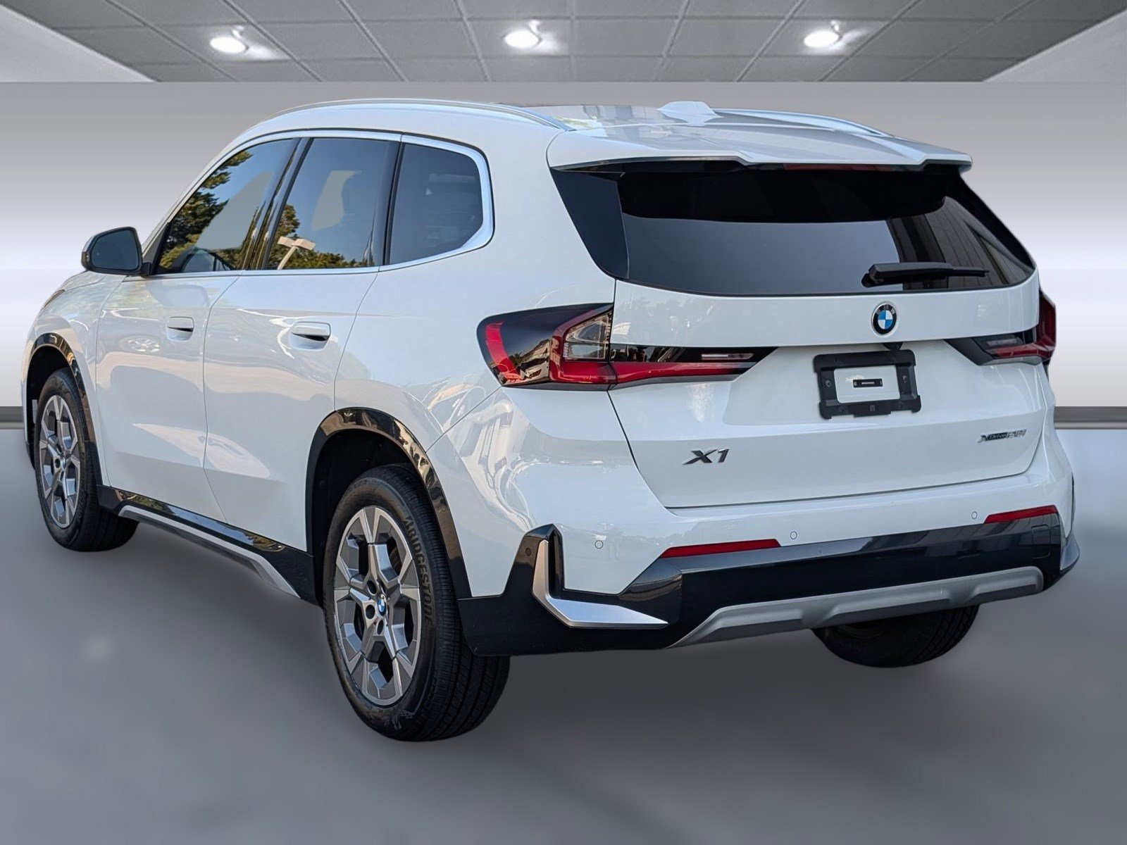 2024 Bmw X1 XDrive28i photo 3