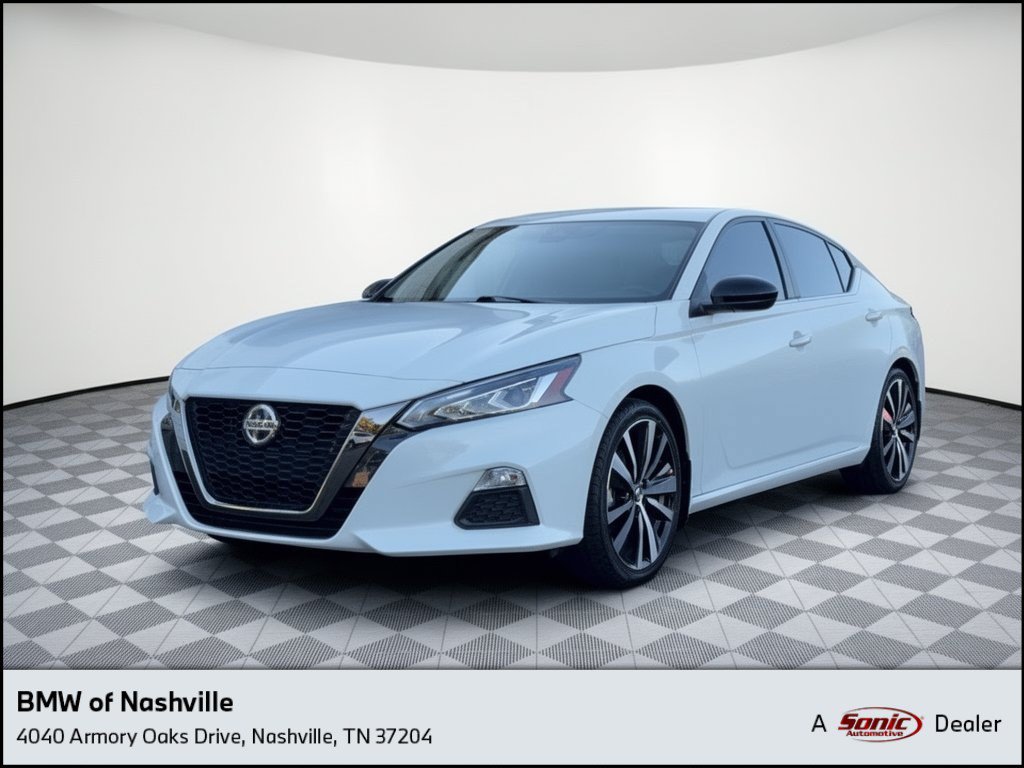 2022 Nissan Altima SR