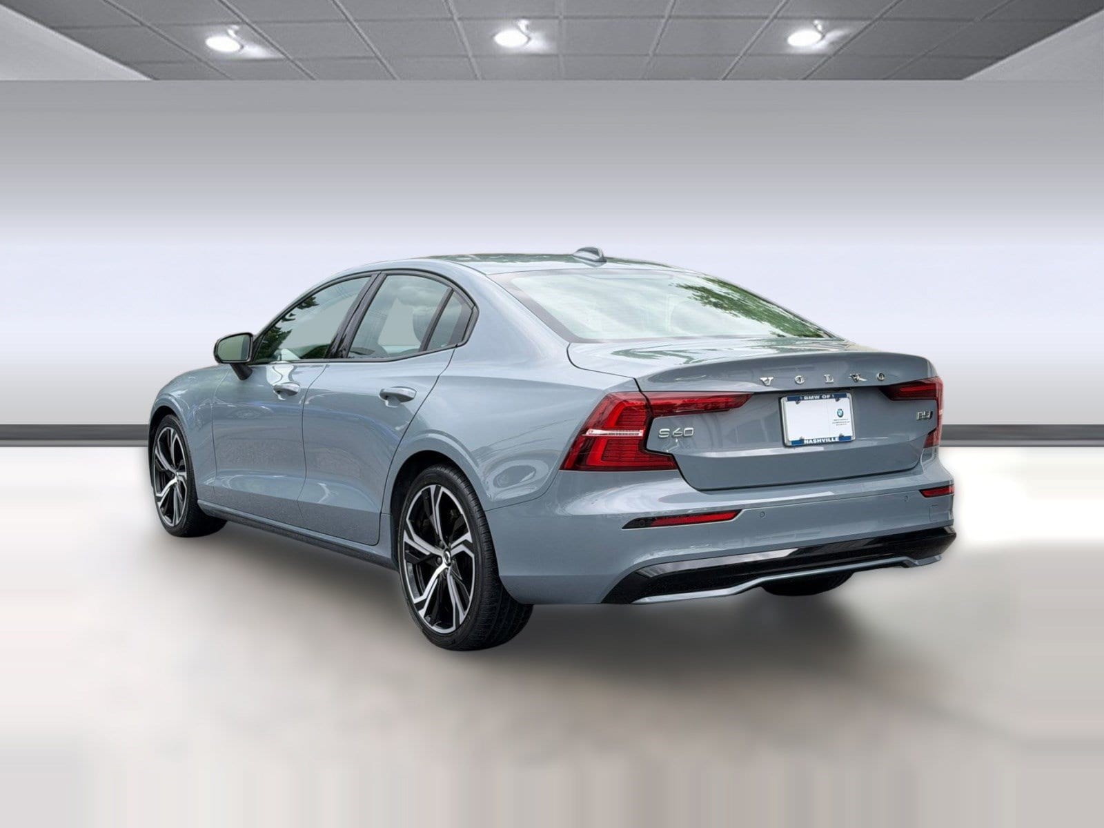 S60 Core Dark Theme Sedan