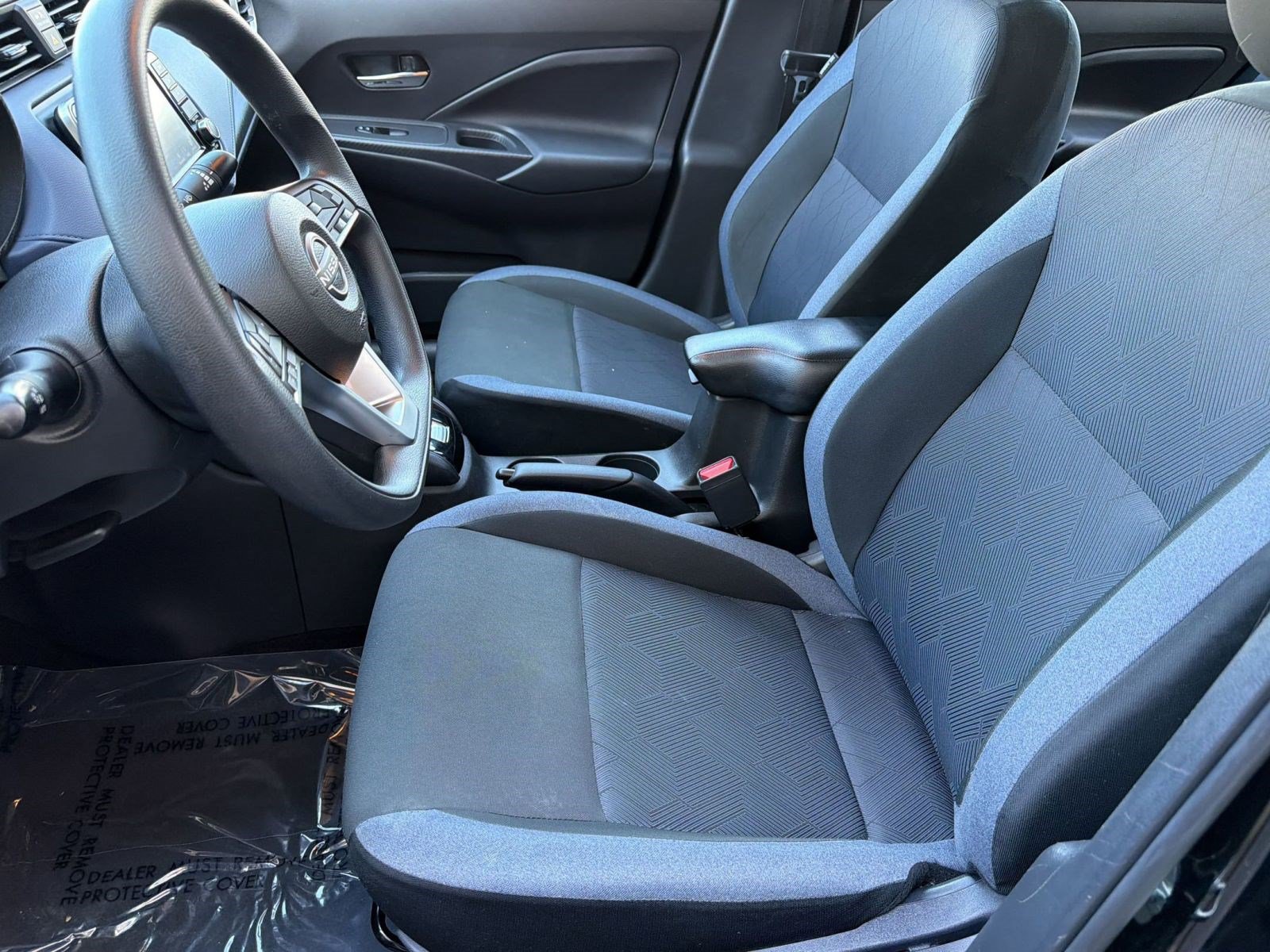 Versa SV Sedan