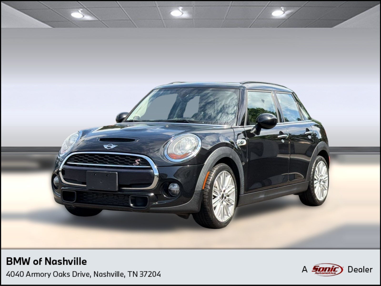 2017 MINI Cooper S 4 Door's photo