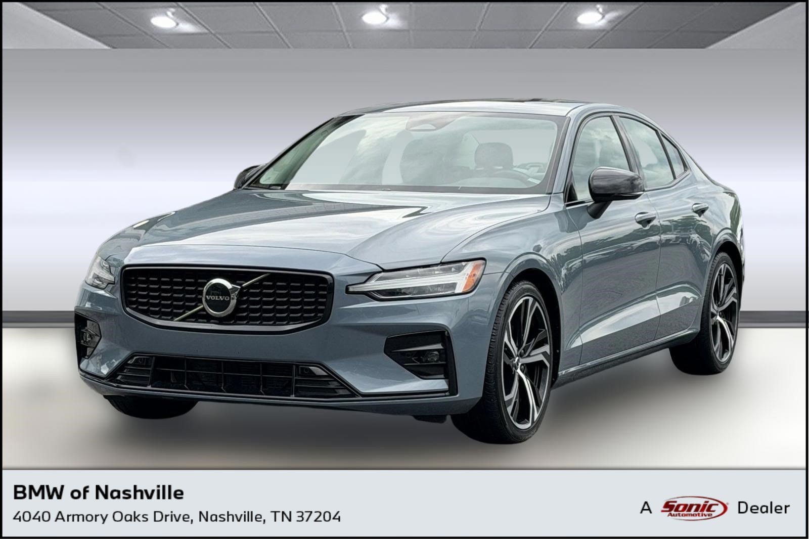 S60 Core Dark Theme Sedan