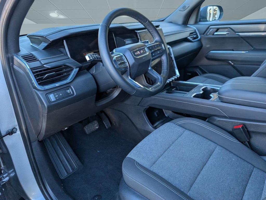 Used 2025 GMC Acadia FWD Elevation SUV