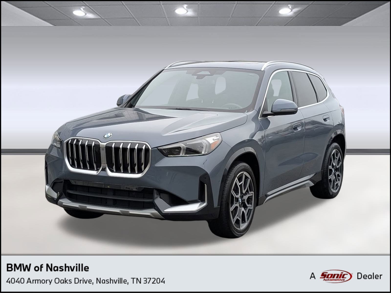 2025 BMW X1 28i's photo