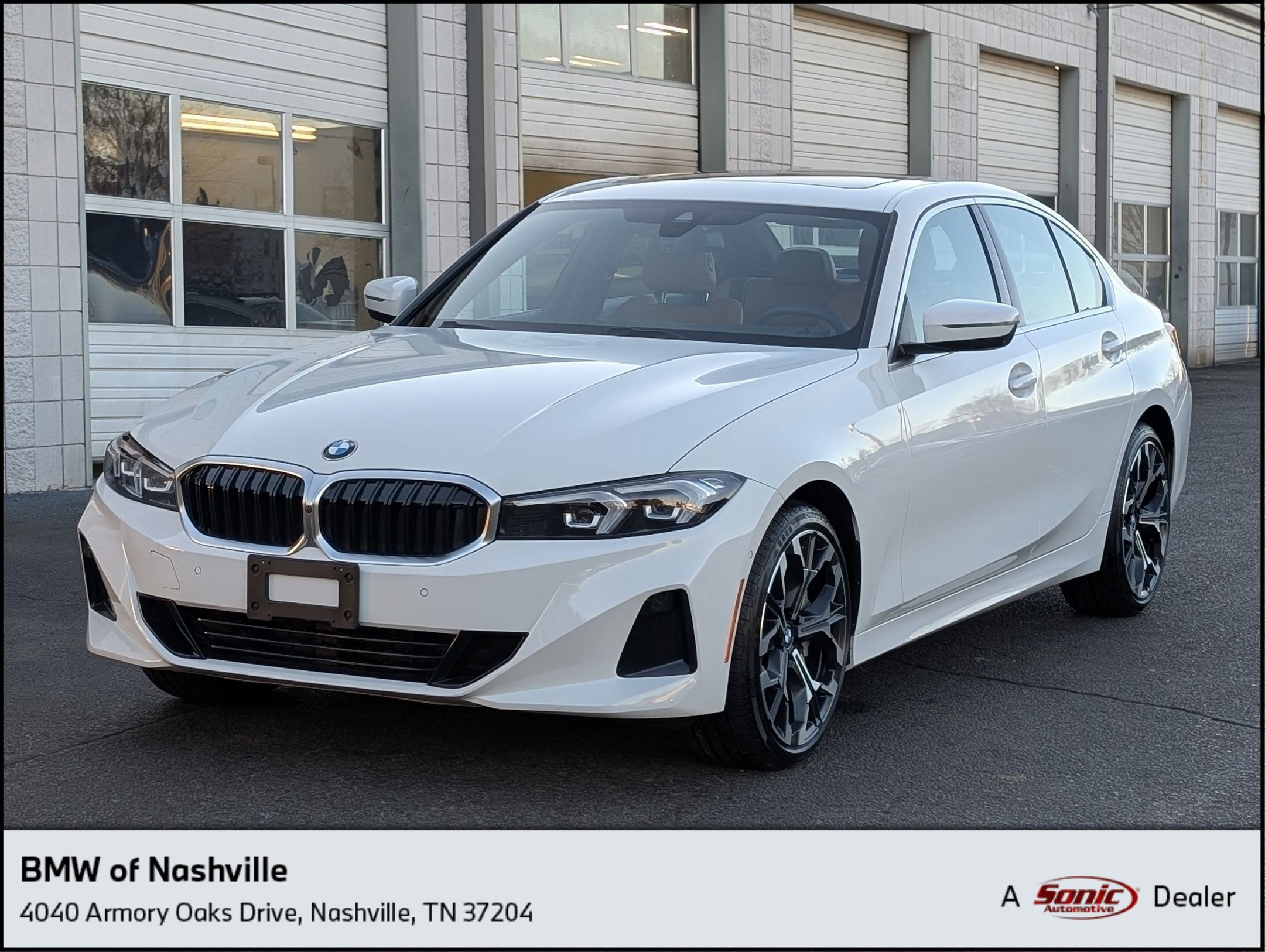 2025 BMW 3 Series 330i's photo