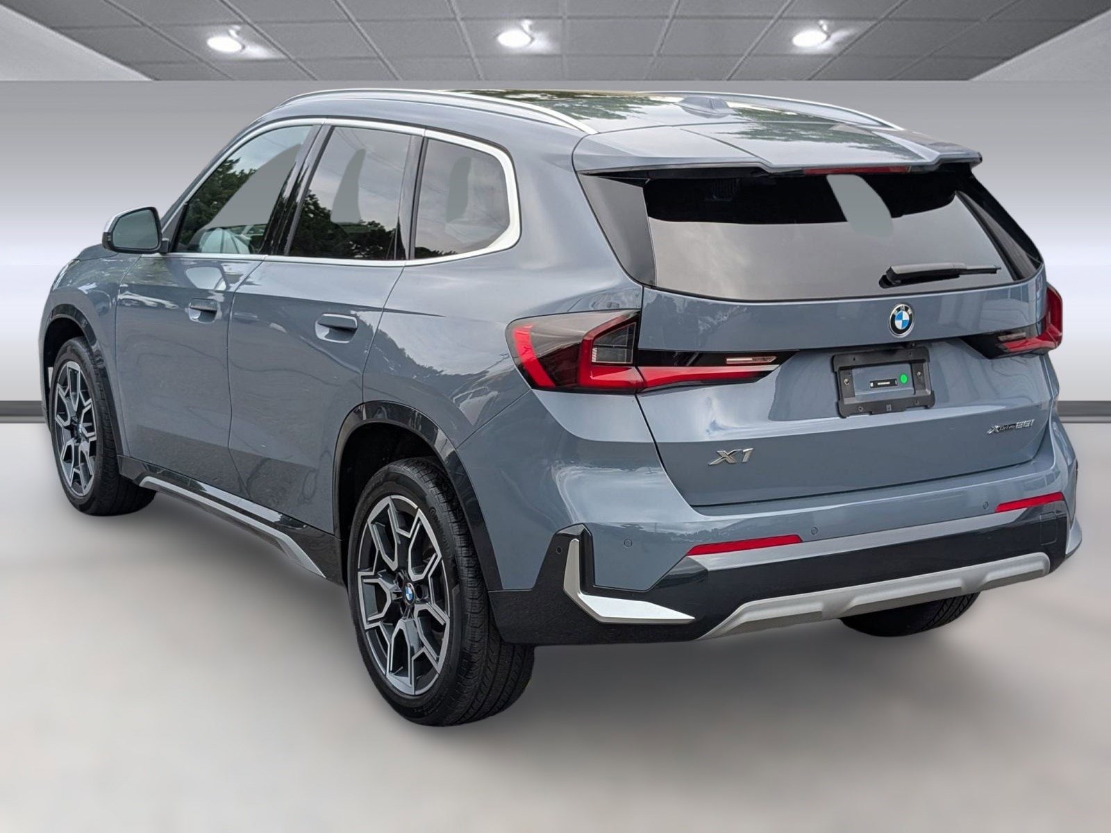2024 Bmw X1 XDrive28i photo 2