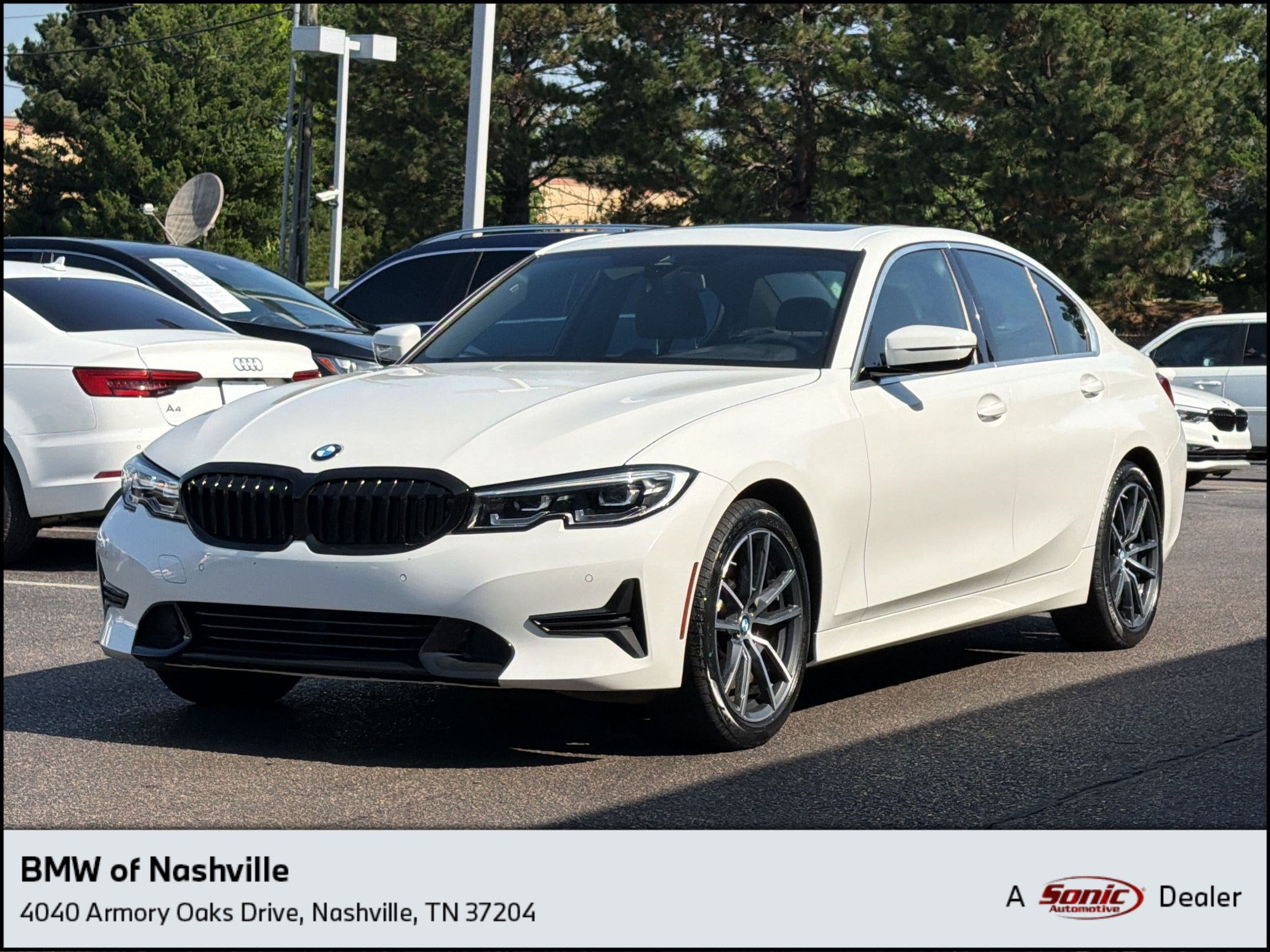 2021 BMW 3 Series 330i Sedan's photo