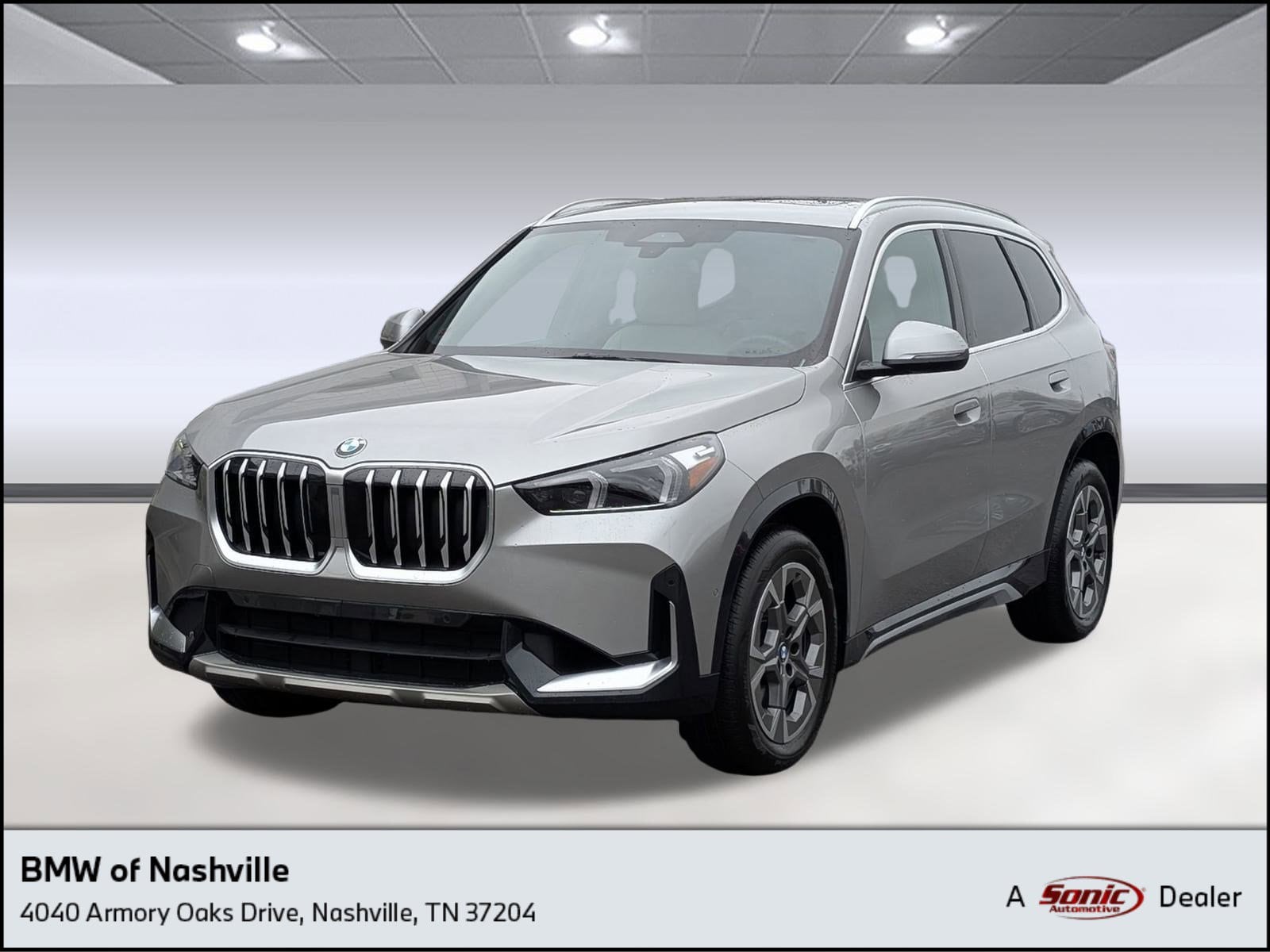 2025 BMW X1 28i's photo