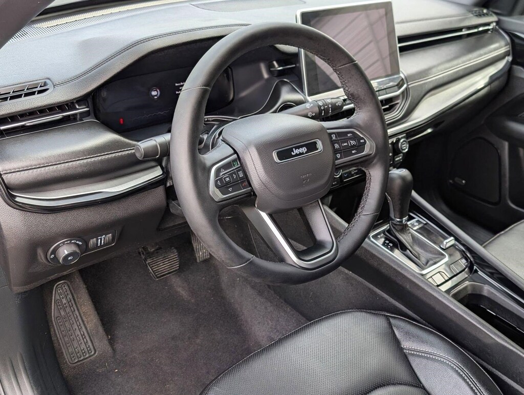 Used 2024 Jeep Compass Limited SUV