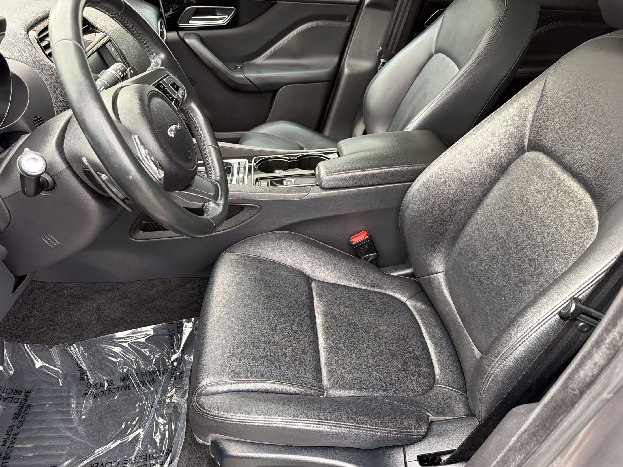 F-PACE 35t Premium SUV