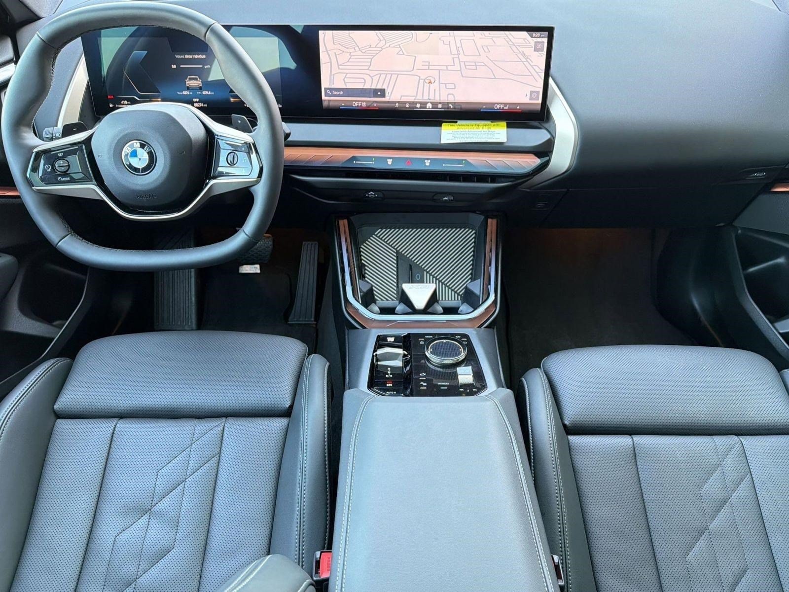 2025 BMW X3 30 - Photo 16