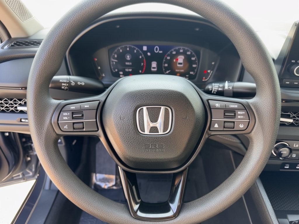 2025 Honda Accord SE - Photo 10