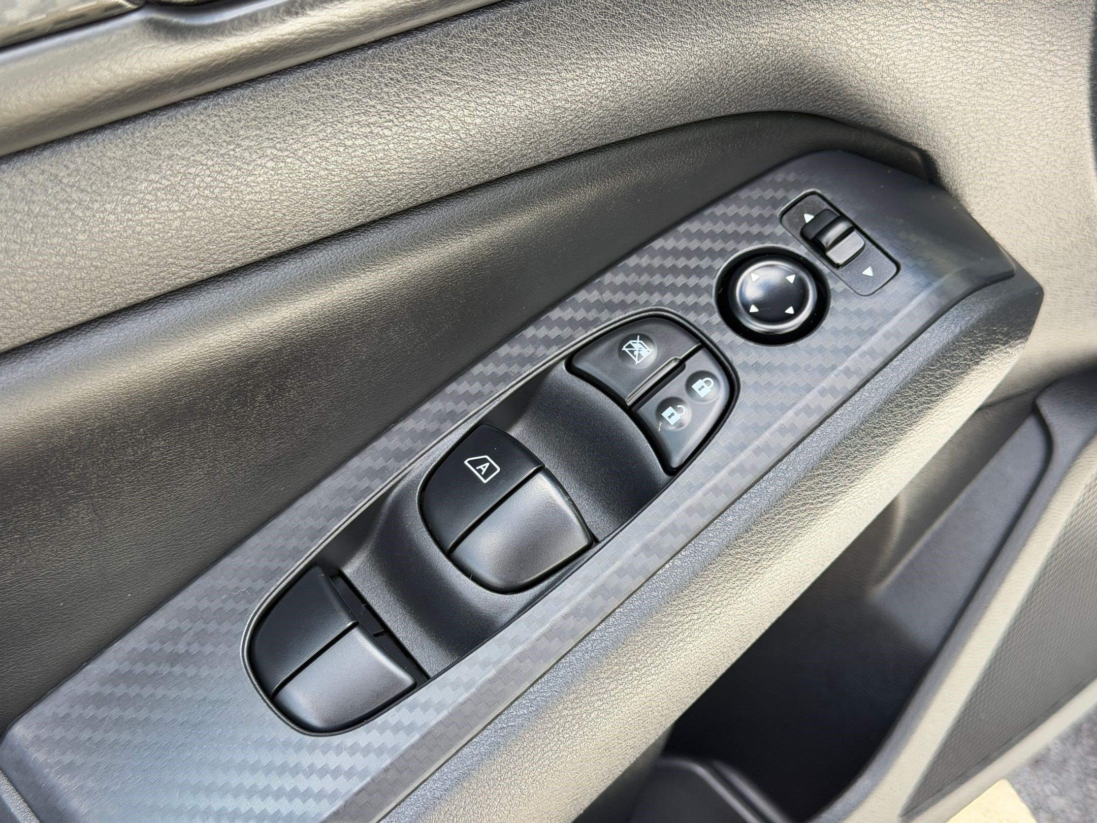 2025 Nissan Altima SV - Photo 19