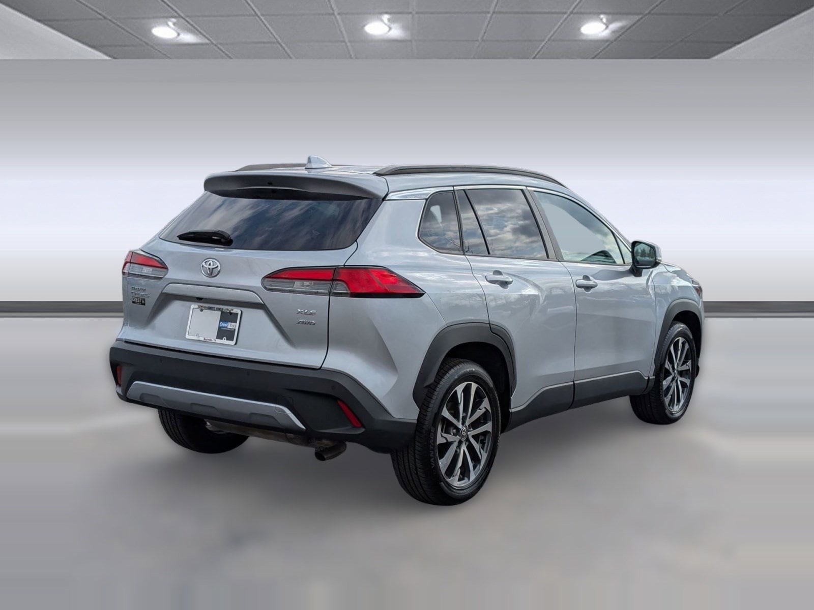 2022 Toyota Corolla Cross XLE - Photo 9