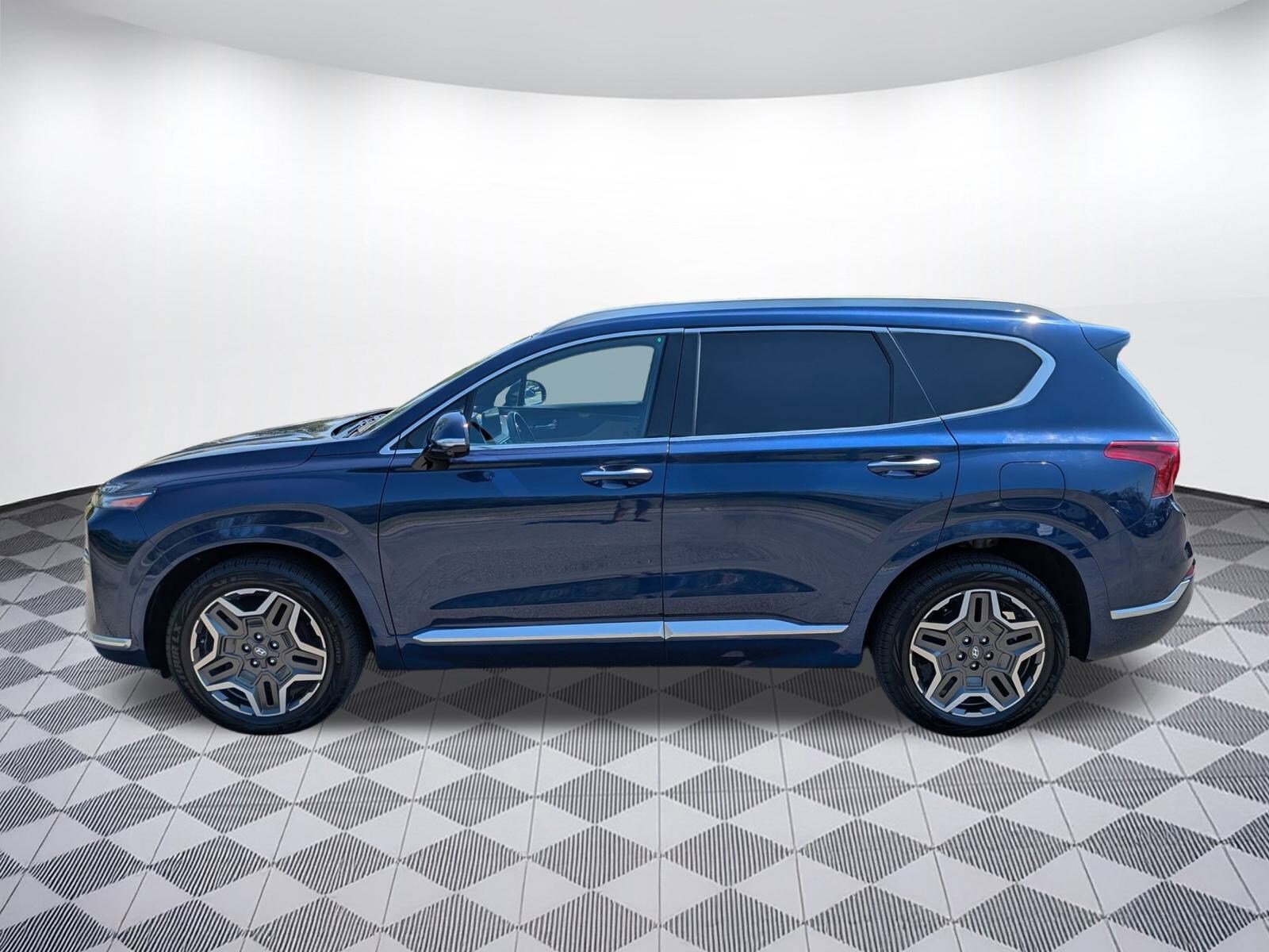 2022 Hyundai Santa Fe Calligraphy photo 2