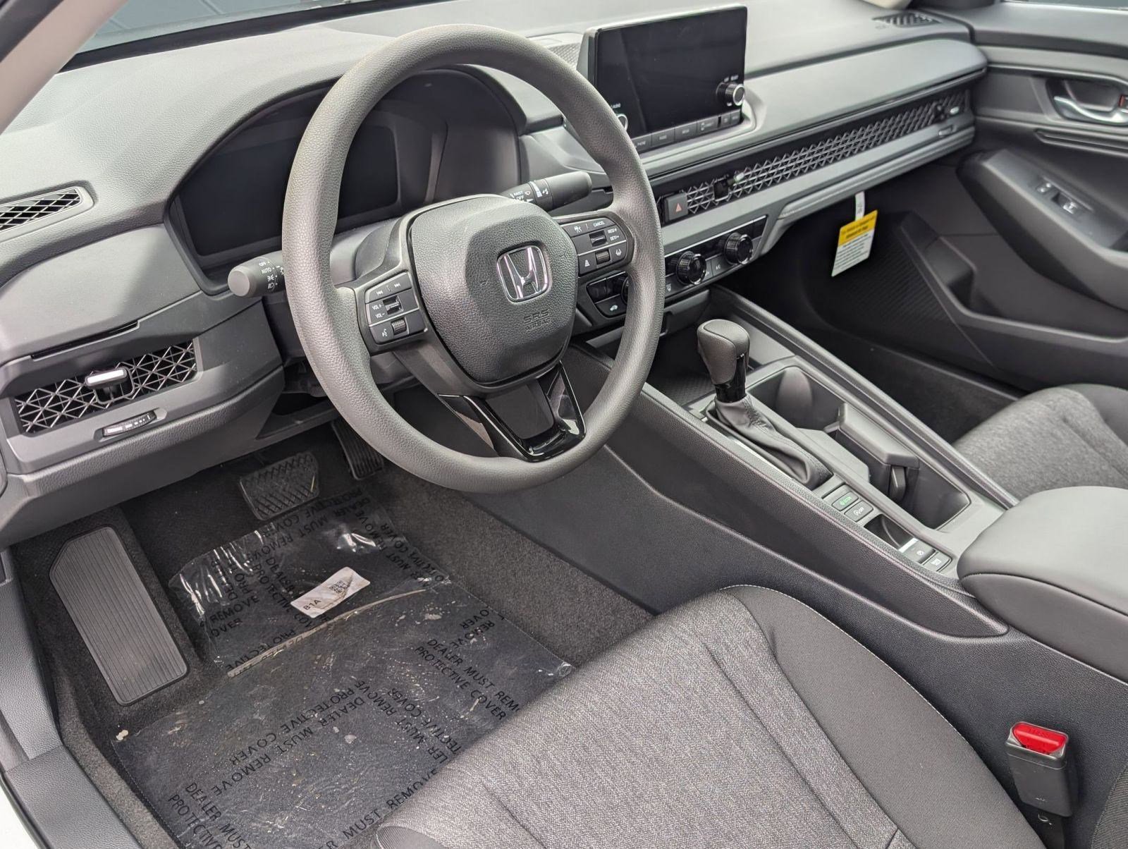 2025 Honda Accord SE photo 3