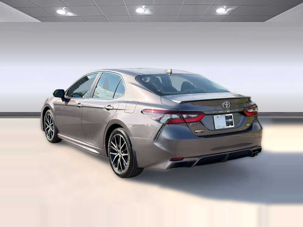 Used 2023 Toyota Camry SE Sedan