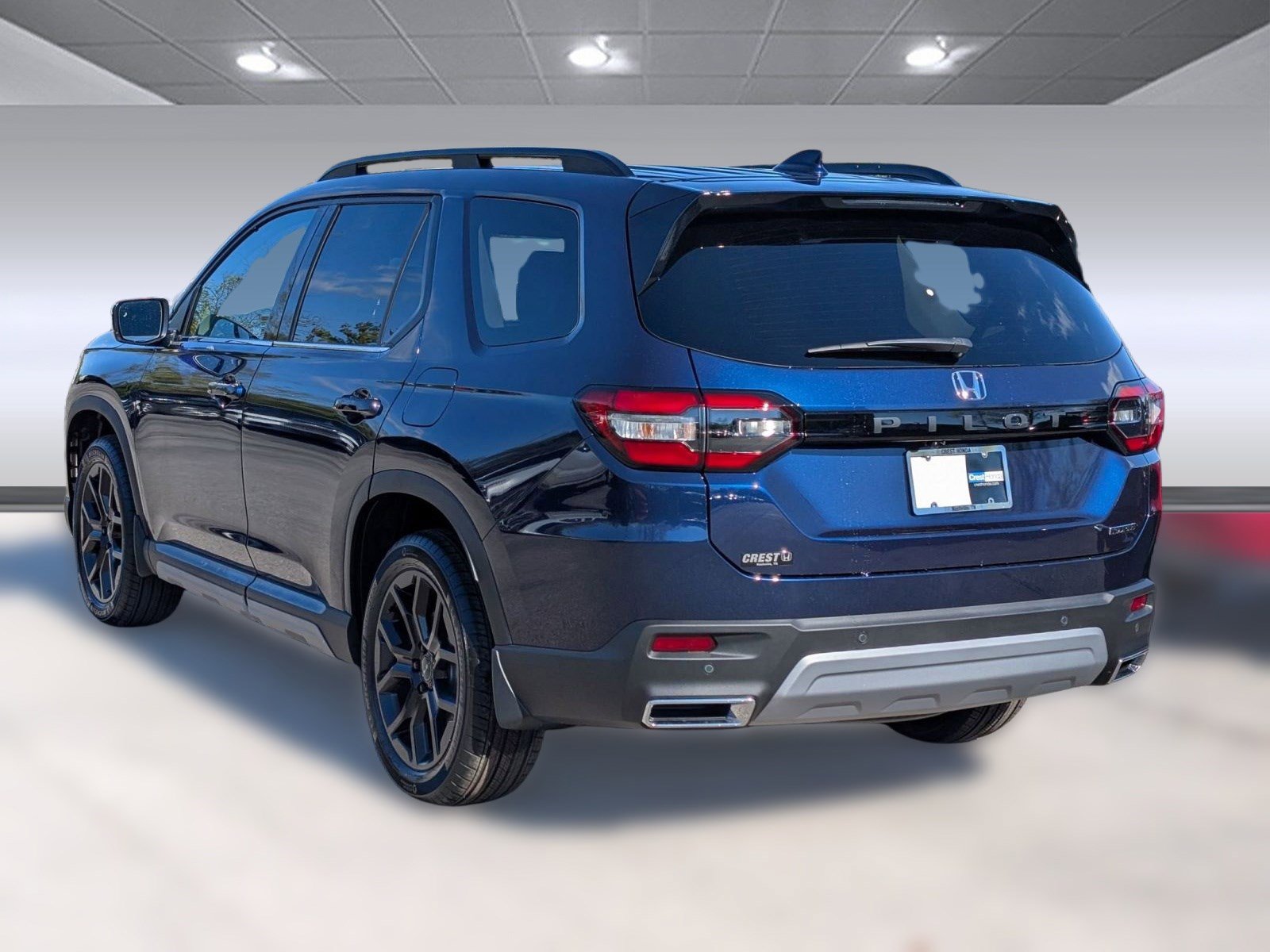 2025 Honda Pilot Touring photo 3