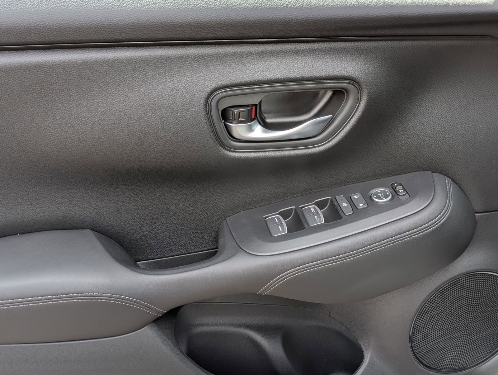 2026 Honda HR-V EX-L - Photo 14