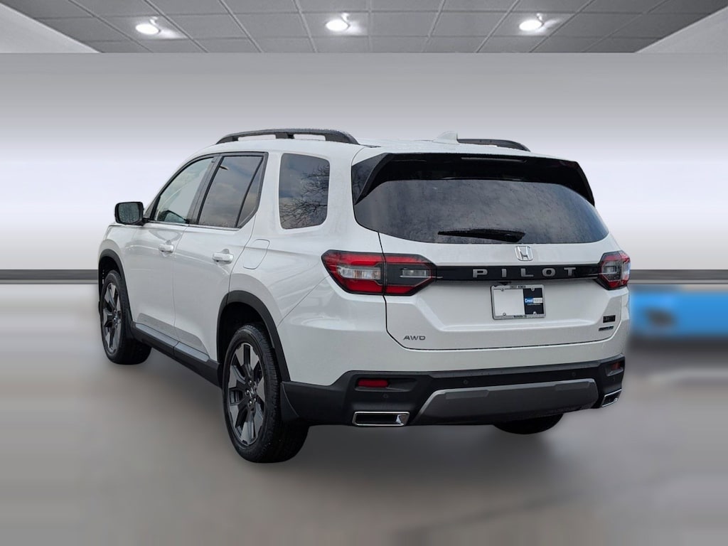 New 2026 Honda Pilot Touring SUV