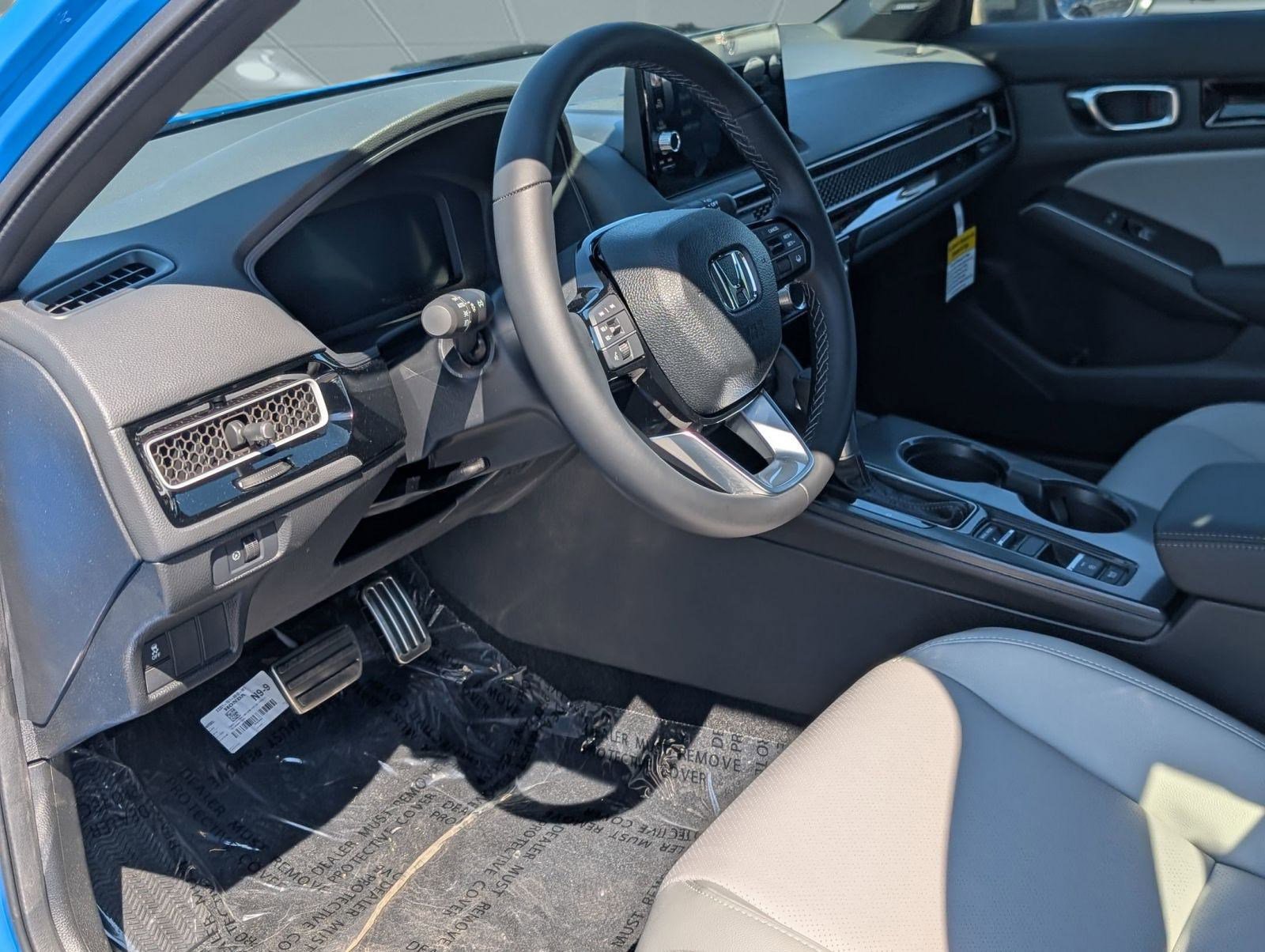 2026 Honda Civic Hybrid Sport Touring Hatchback photo 4