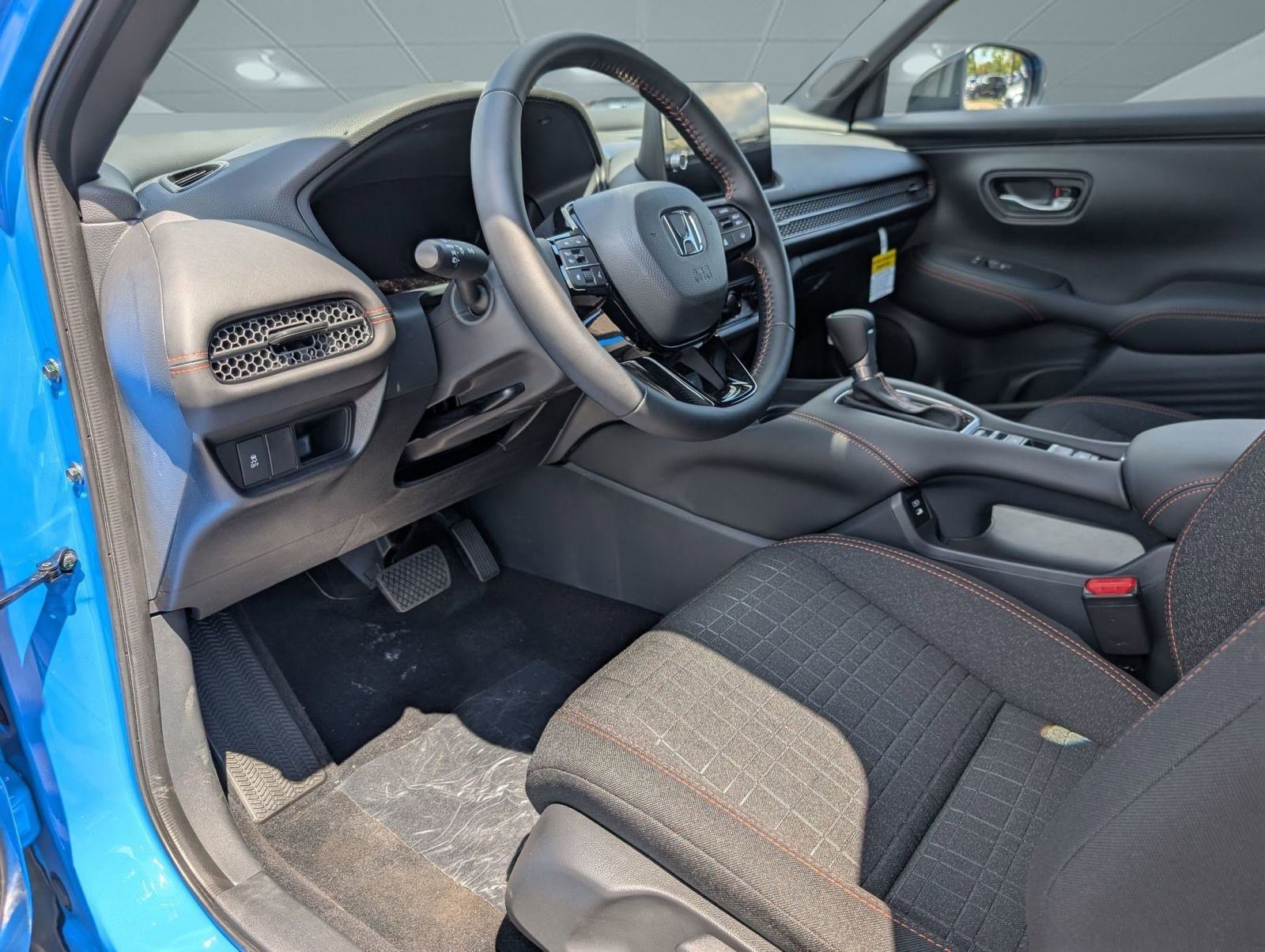 2026 Honda HR-V Sport photo 4