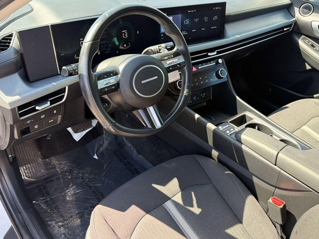 Used 2025 Hyundai Sonata Hybrid SEL Sedan