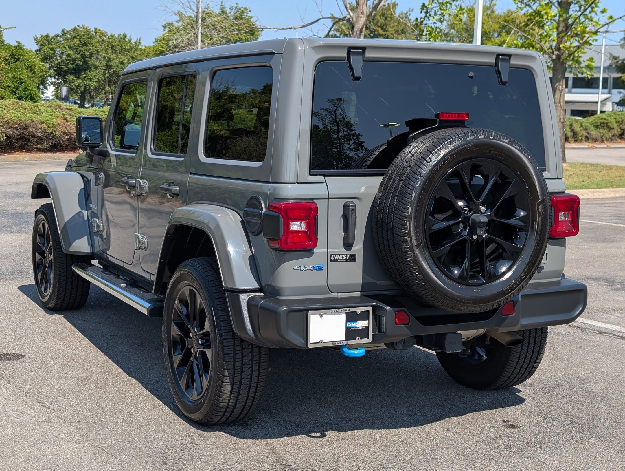 2022 Jeep Wrangler 4xe Unlimited Sahara photo 3