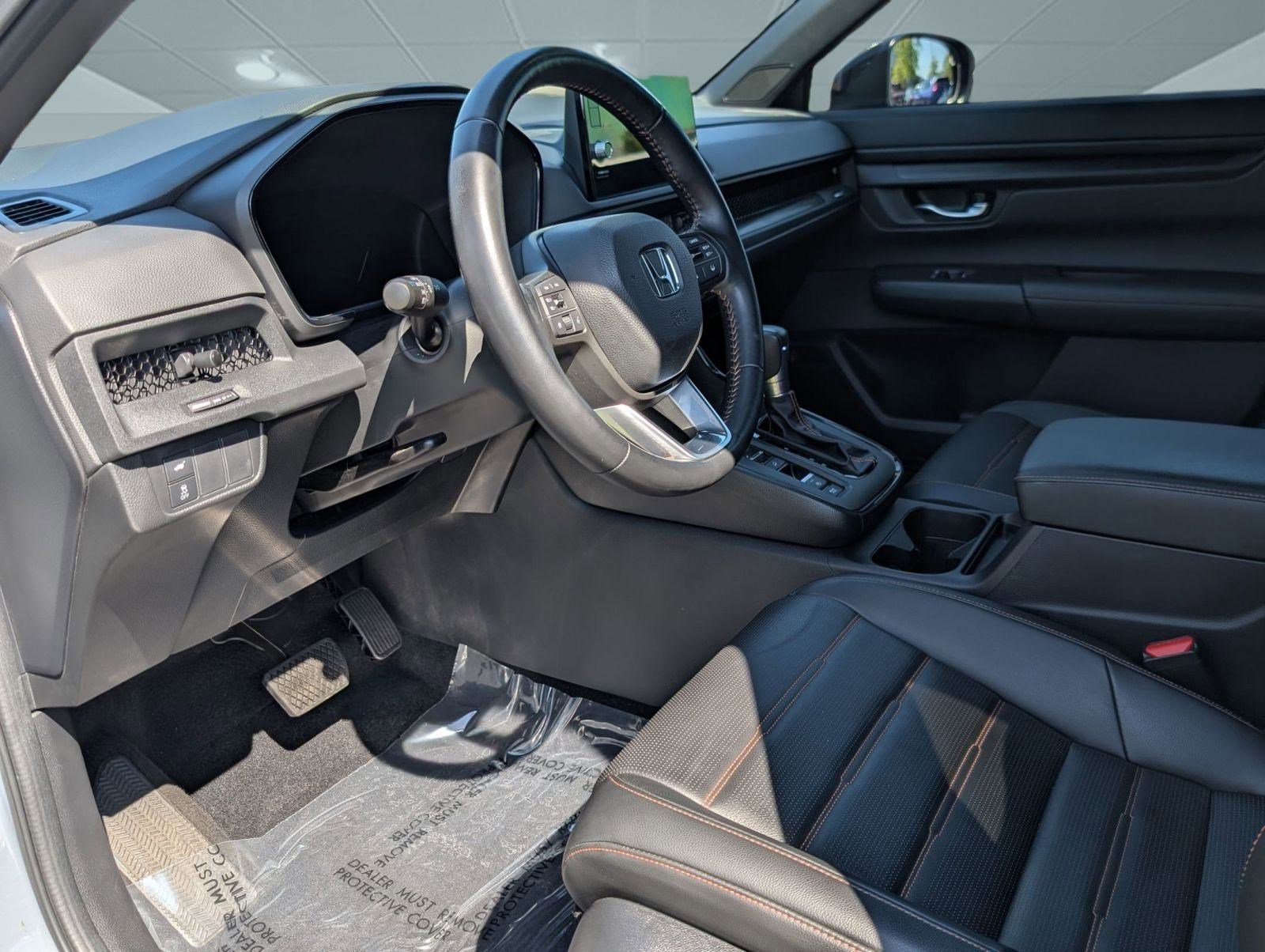 2025 Honda CR-V Hybrid Sport-L photo 4