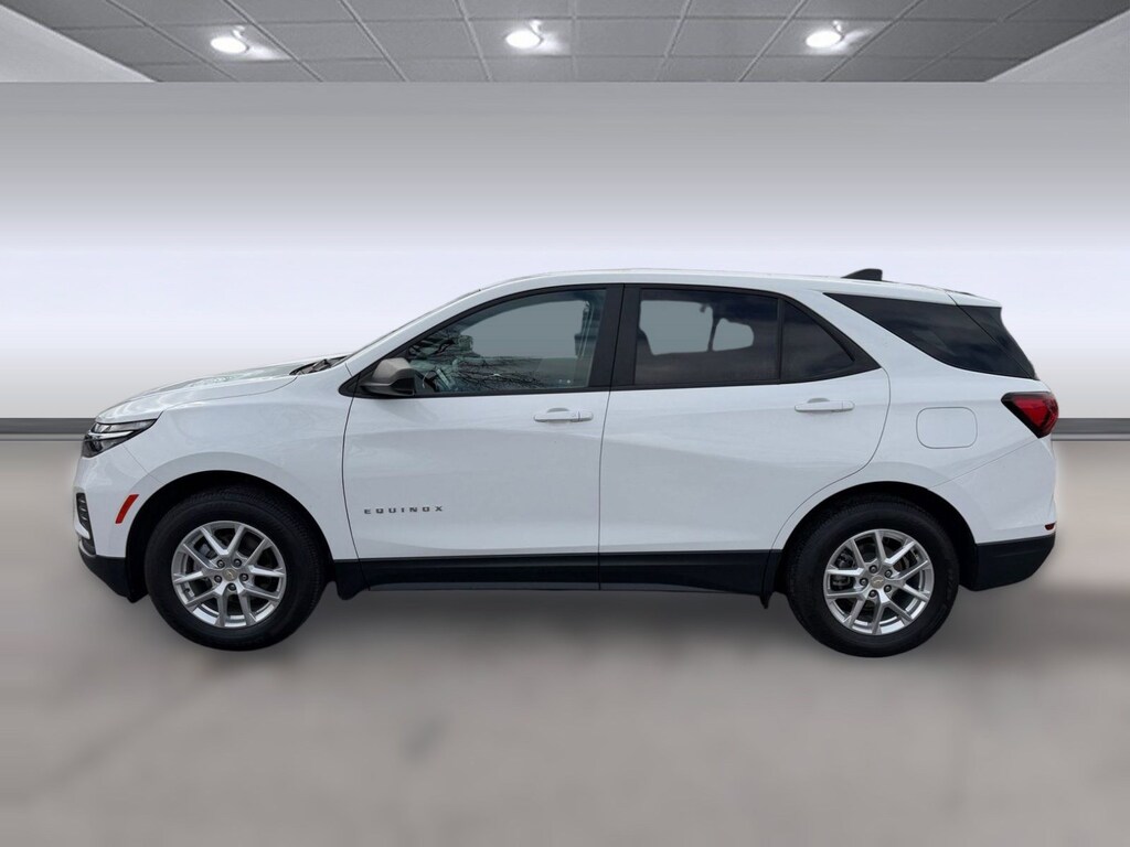 Used 2022 Chevrolet Equinox LS SUV