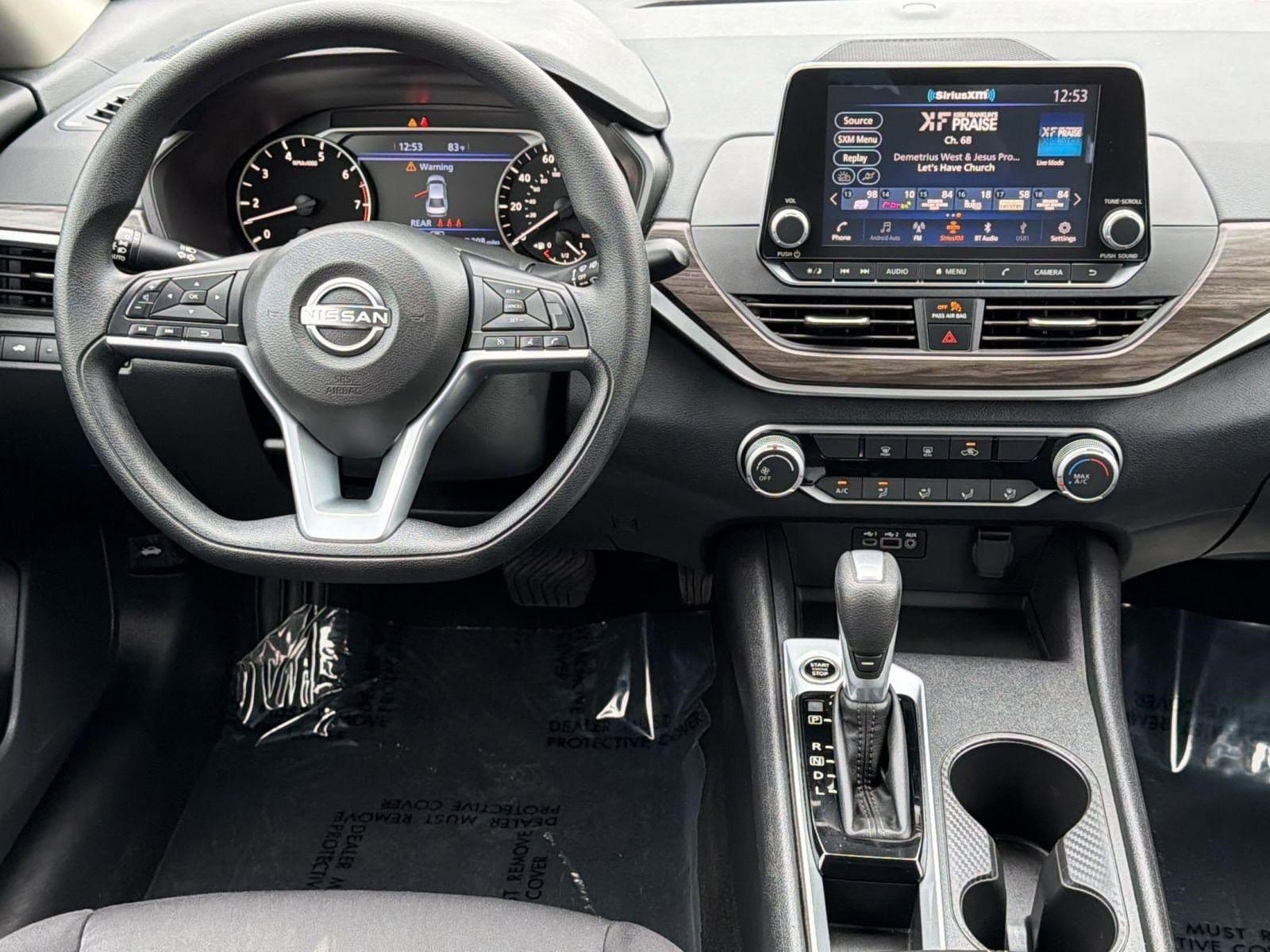 2025 Nissan Altima SV - Photo 25