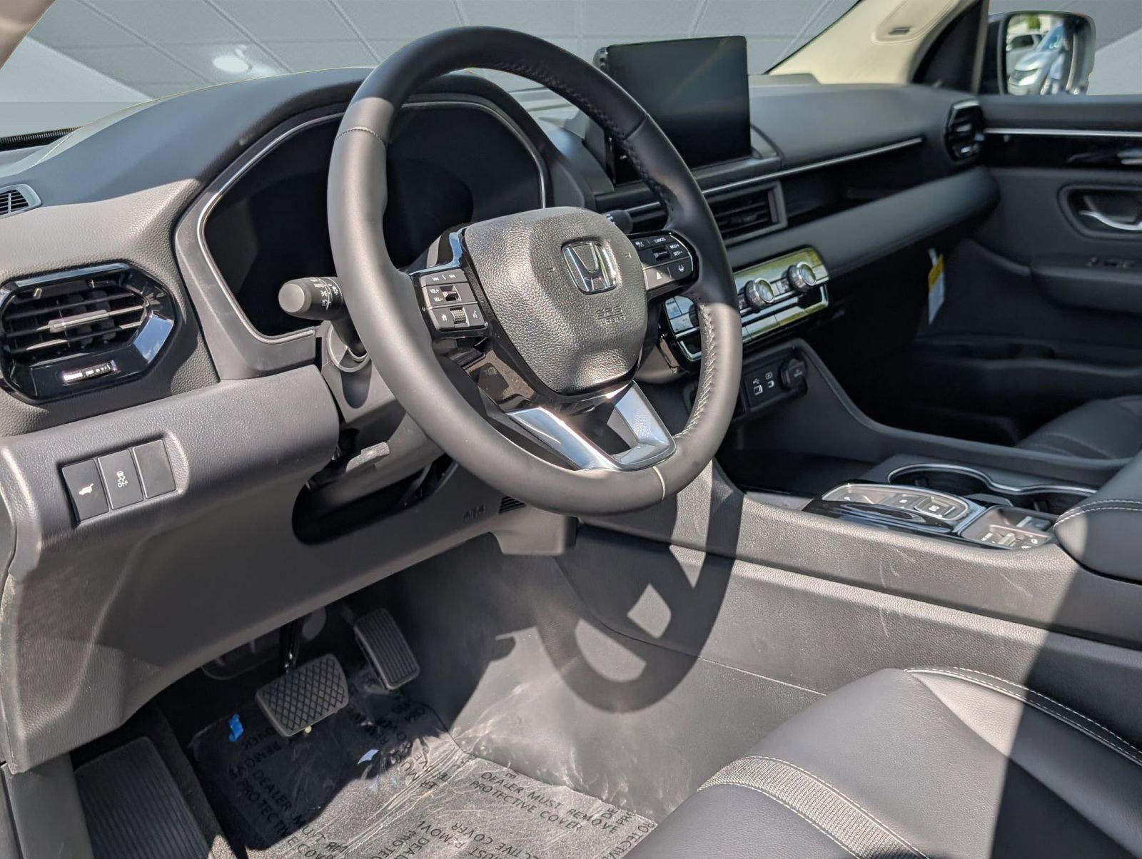 2025 Honda Pilot Touring photo 4