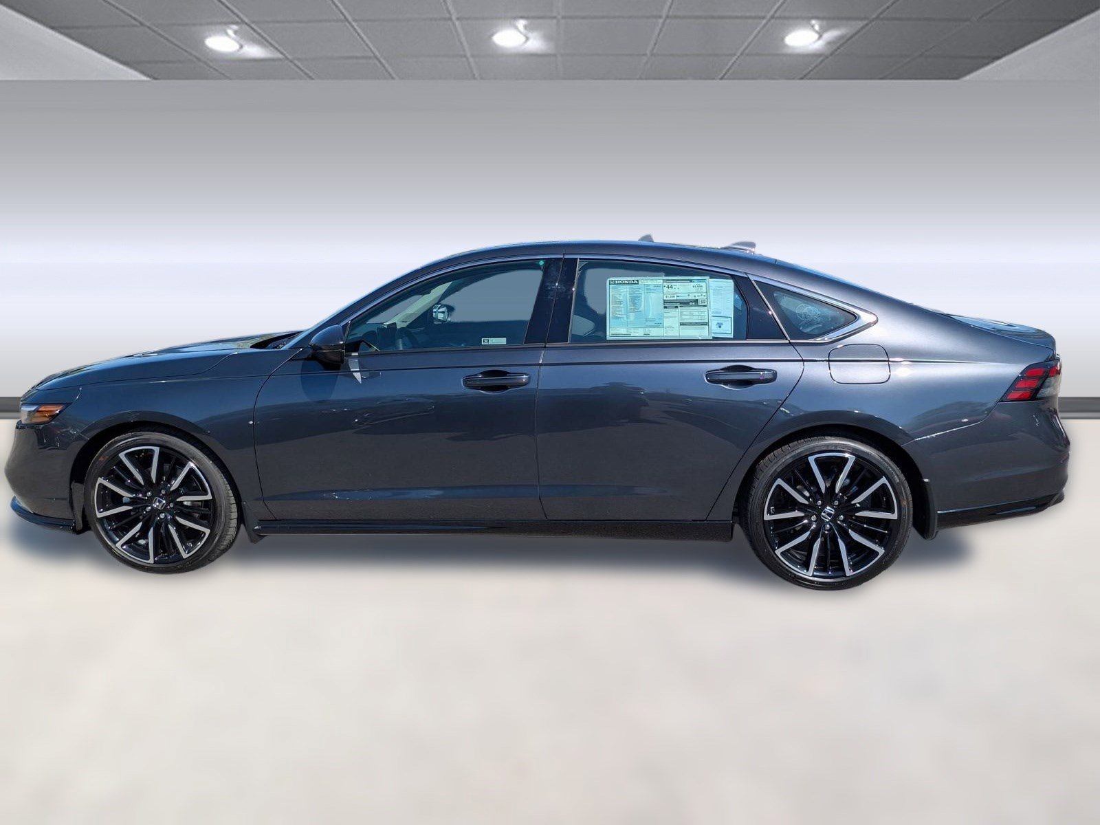 2025 Honda Accord Hybrid Touring photo 2