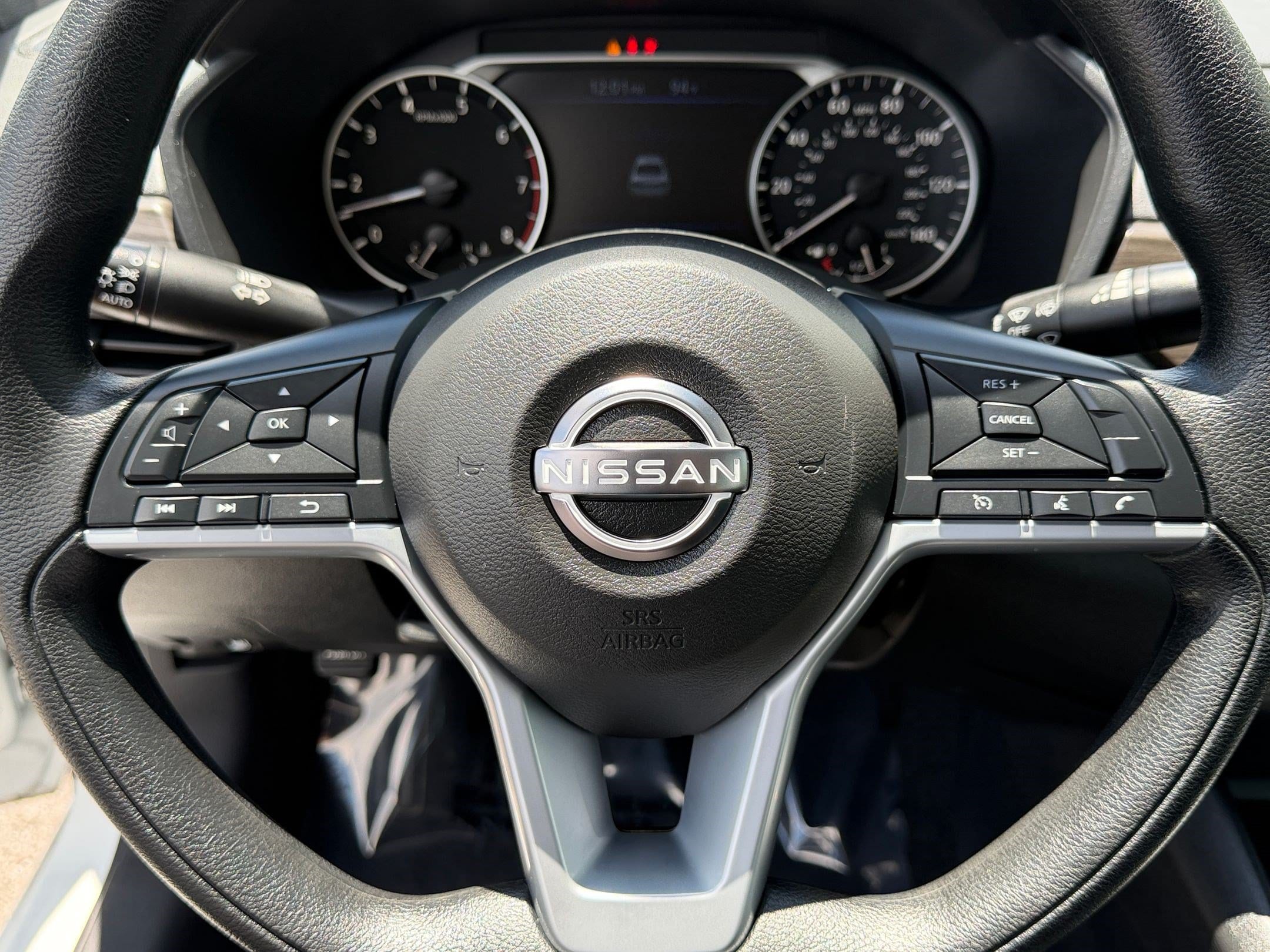 2025 Nissan Altima SV - Photo 14