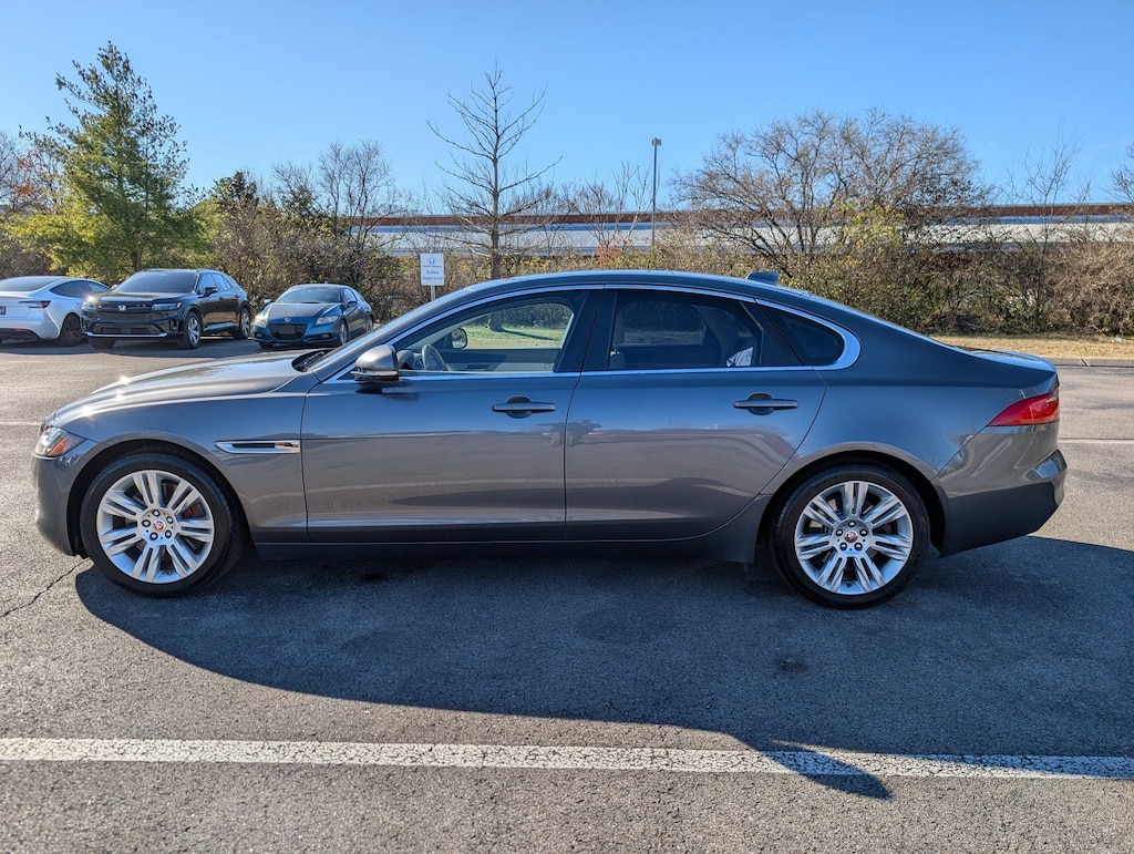 Used 2017 Jaguar XF 35t Premium Sedan