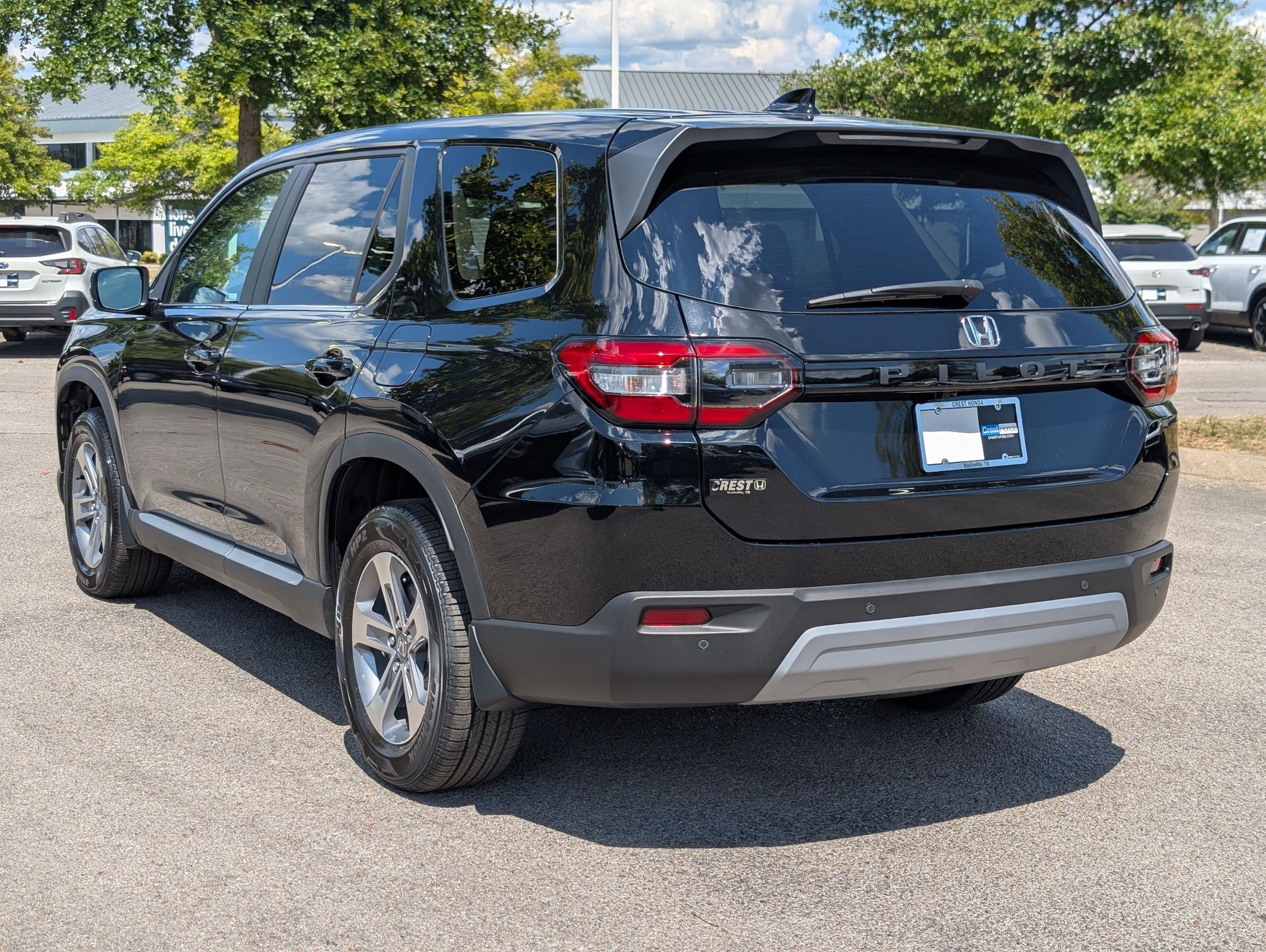 2025 Honda Pilot EX-L photo 2