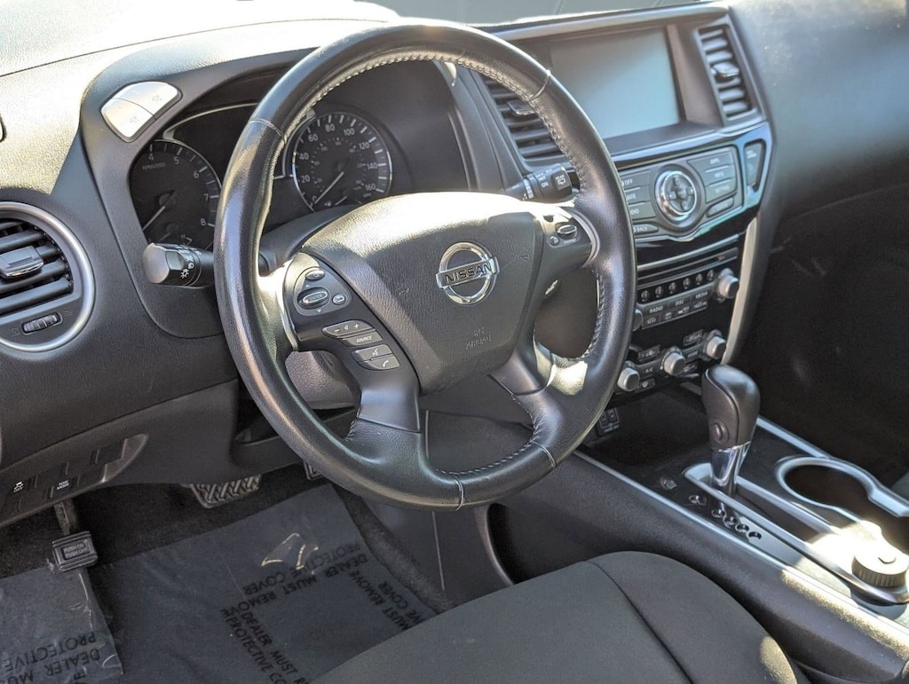 Used 2018 Nissan Pathfinder SV SUV