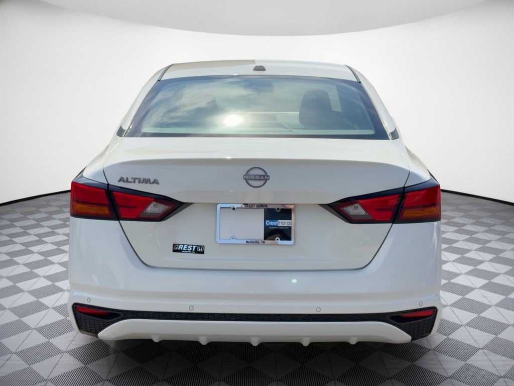 2025 Nissan Altima SV - Photo 11