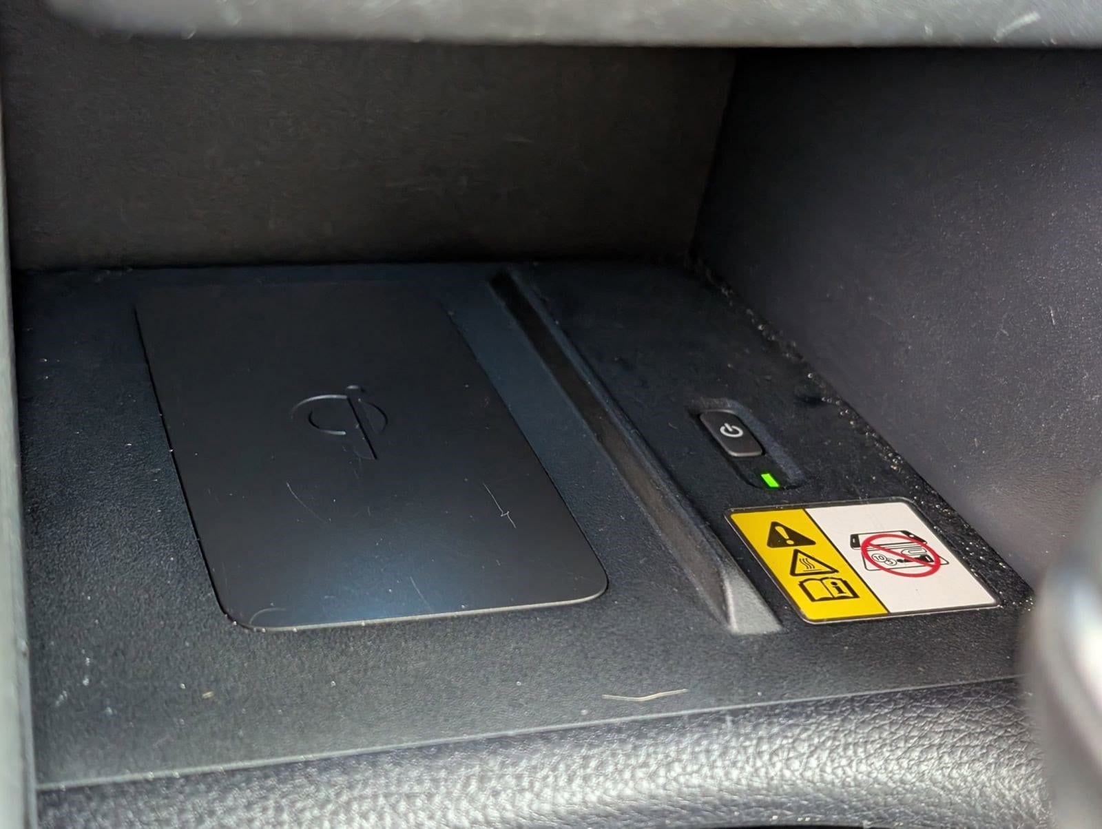 2022 Toyota Corolla Cross XLE - Photo 24