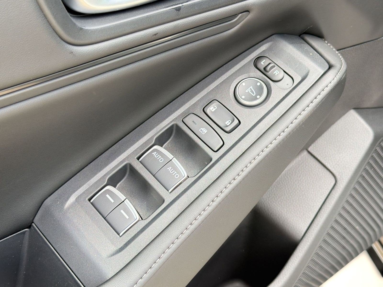 2026 Honda Accord Hybrid Sport-L - Photo 17